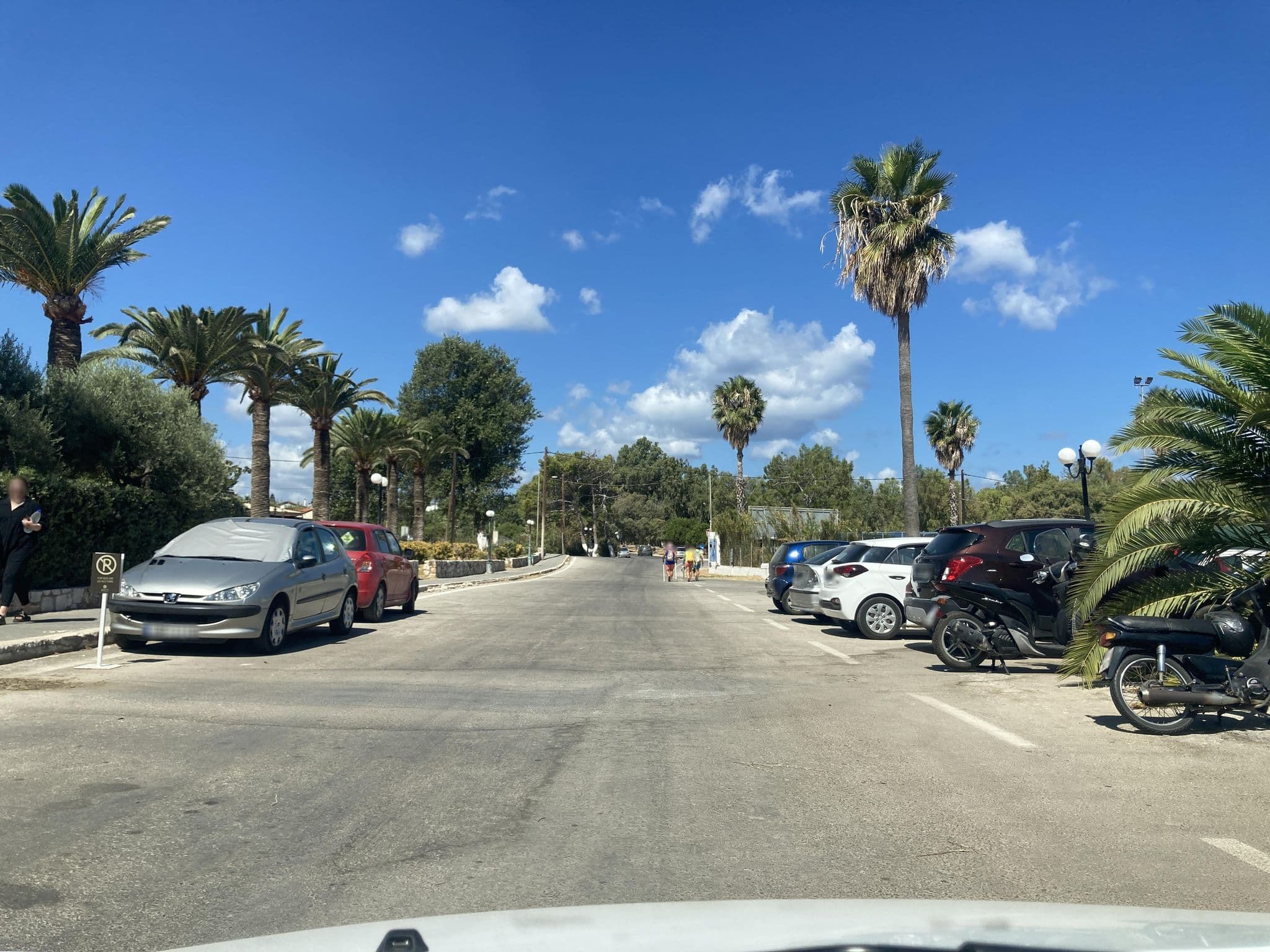 Street view near Airis Boutique & Suites, Darátsos — © fod (CC BY-SA · Mapillary)