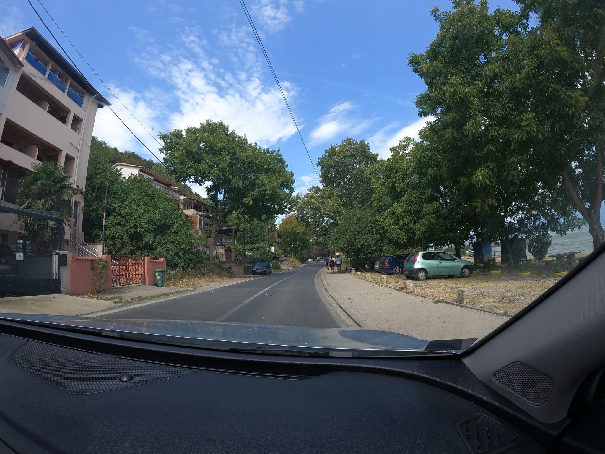 Street view near Villa „Amazon“, Doïráni — © borovac (CC BY-SA · Mapillary)