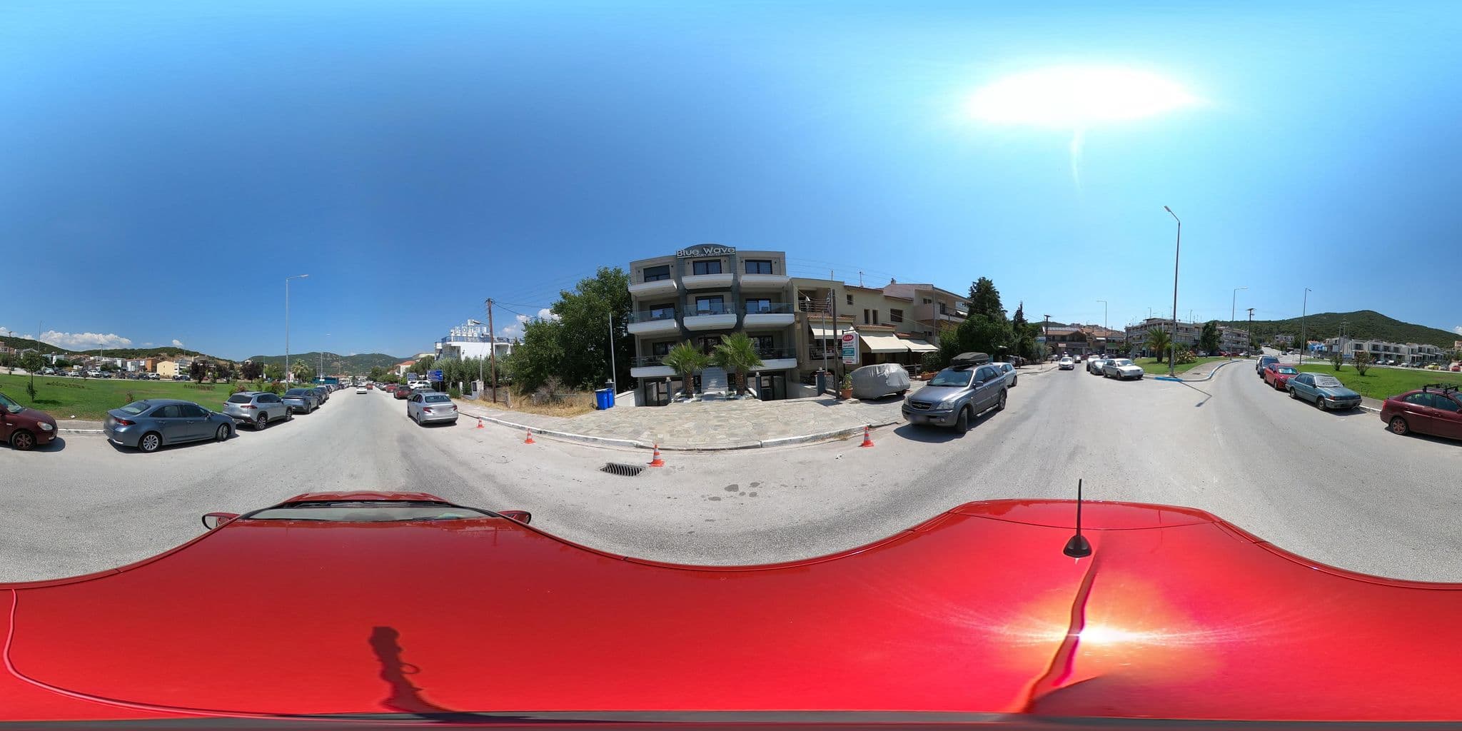 Street view near Blue Wave Luxury Suites Iraklitsa, Néa Iraklítsa — © nglf (CC BY-SA · Mapillary)