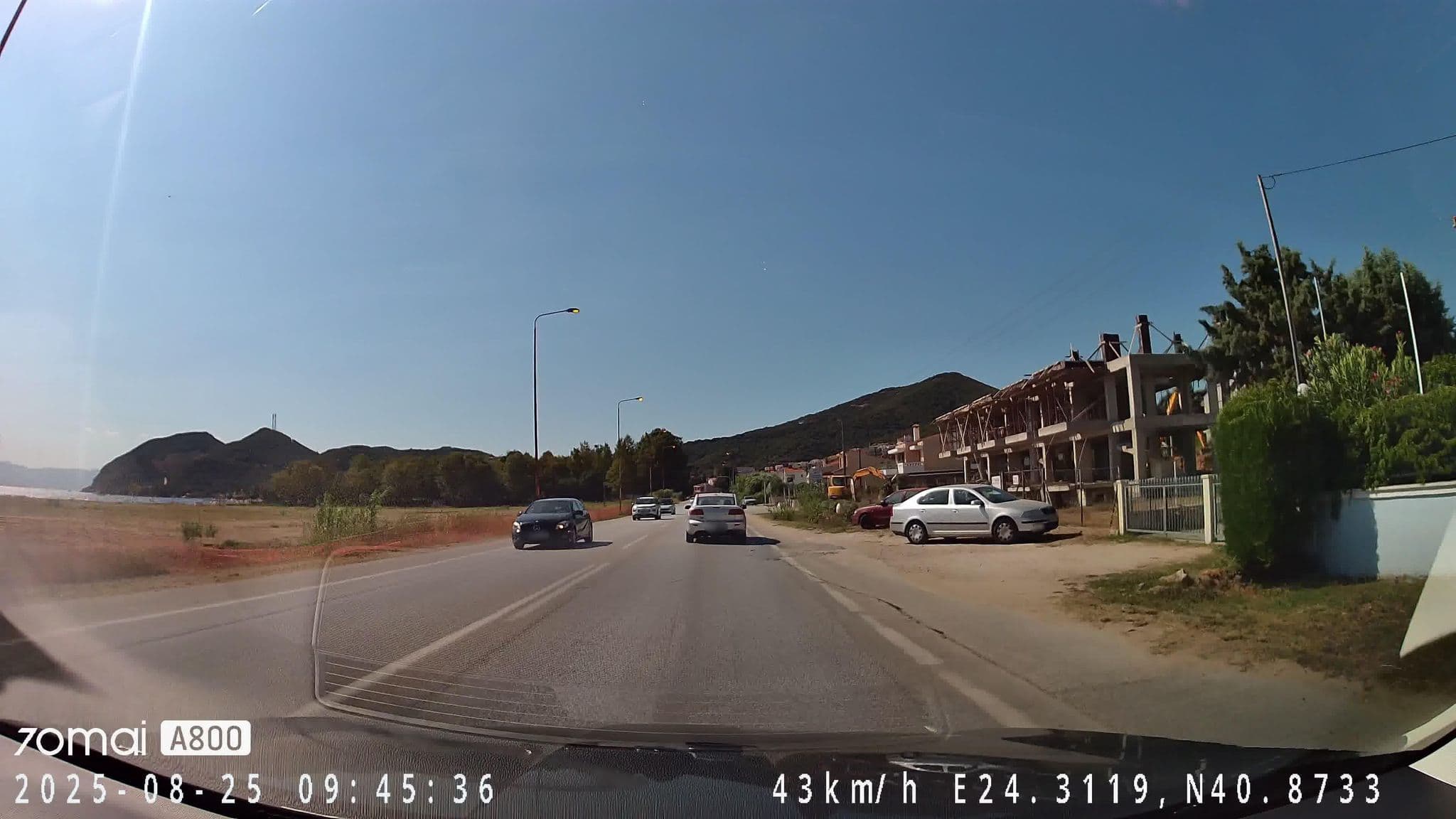 Street view near Kavala Beach Hotel Apartments, Néa Iraklítsa — © morflot (CC BY-SA · Mapillary)