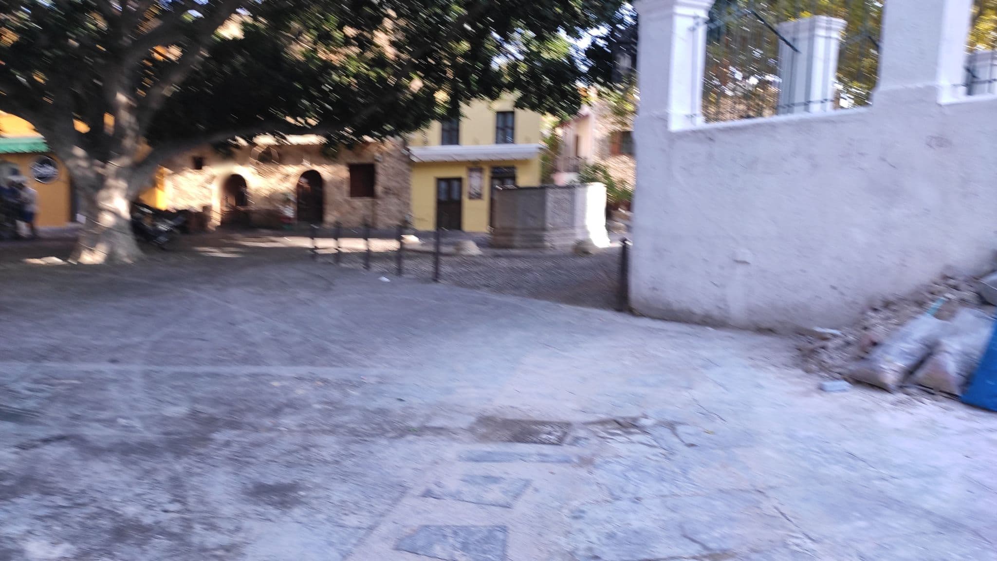 Street view near Chateau Anax Boutique Hotel, Ródos — © osm1012 (CC BY-SA · Mapillary)