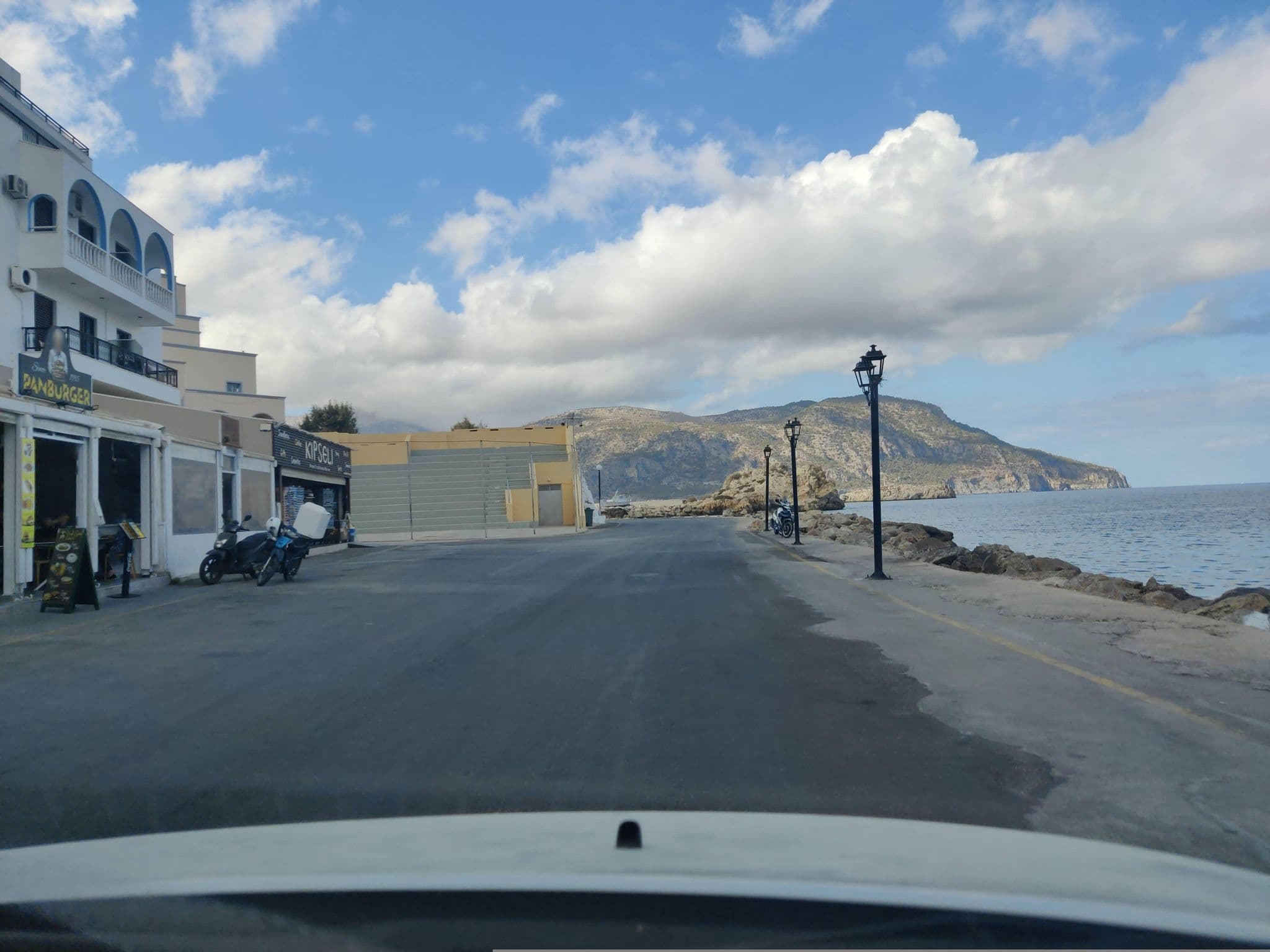 Street view near Porfyris Studios and Apartments, Karpathos — © kietlak (CC BY-SA · Mapillary)