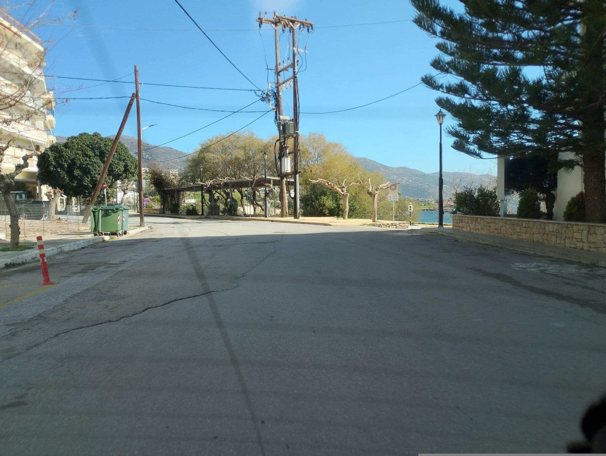 Street view near HOTEL KARYSTION, Kárystos — © George_210 (CC BY-SA · Mapillary)