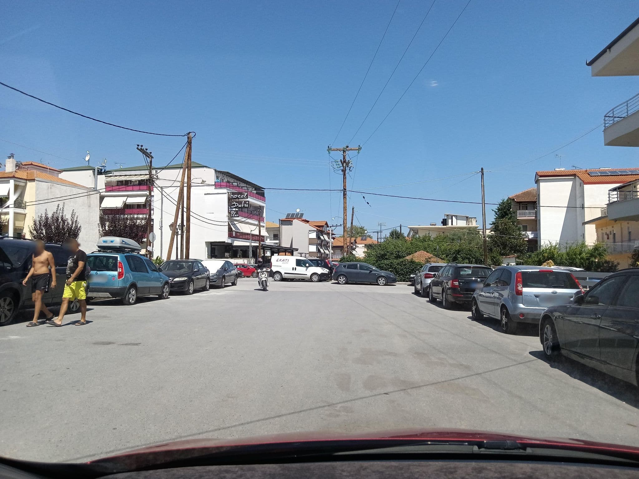 Street view near AEGEAN BLUE Apartments & Suites, Leptokaryá — © nglf (CC BY-SA · Mapillary)