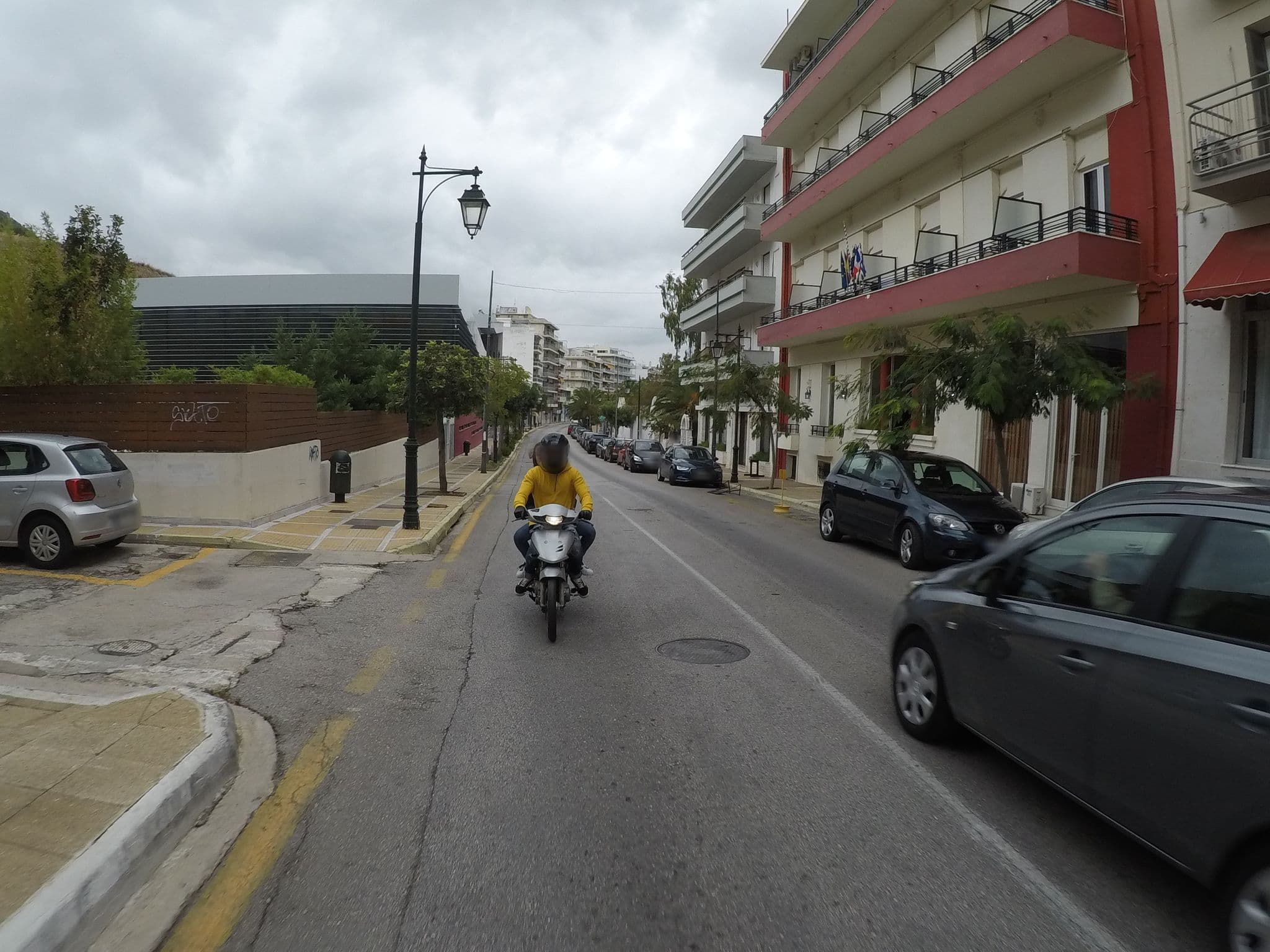 Street view near Theoxenia Hotel Loutraki, Loutráki — © eneerhut (CC BY-SA · Mapillary)
