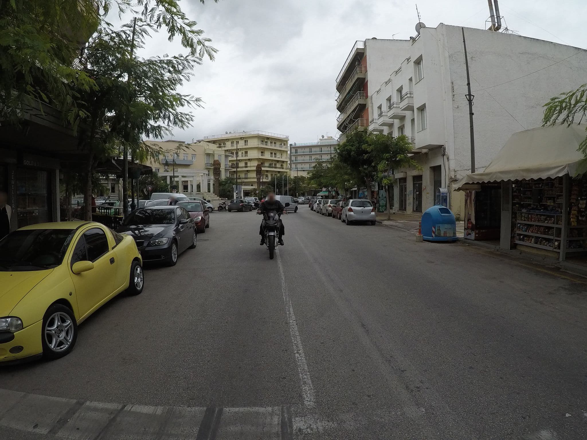 Street view near Hotel Dritsas, Loutráki — © eneerhut (CC BY-SA · Mapillary)
