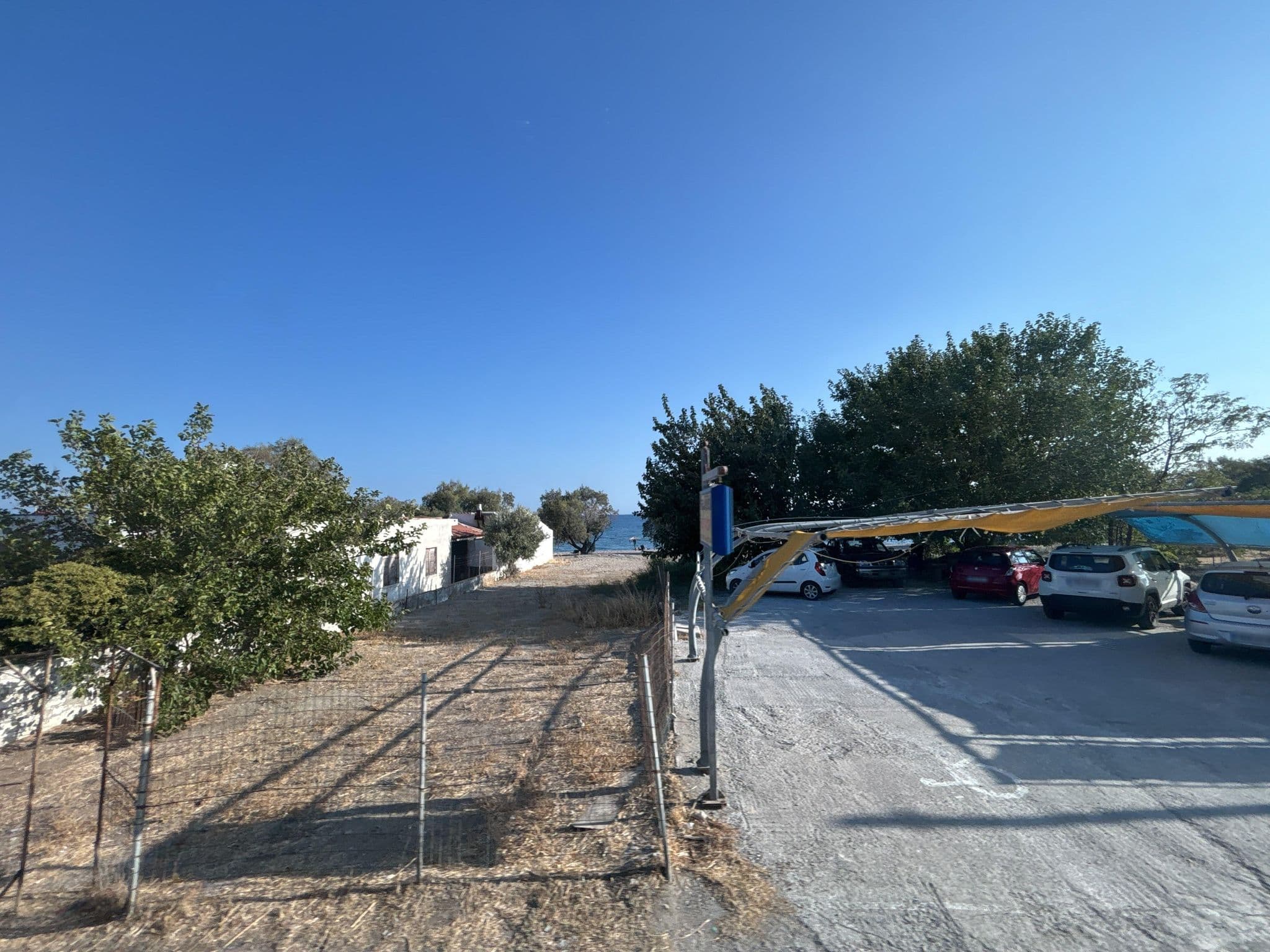 Street view near Pelagos Hotel Apartments, Marathókampos — © robot8a (CC BY-SA · Mapillary)