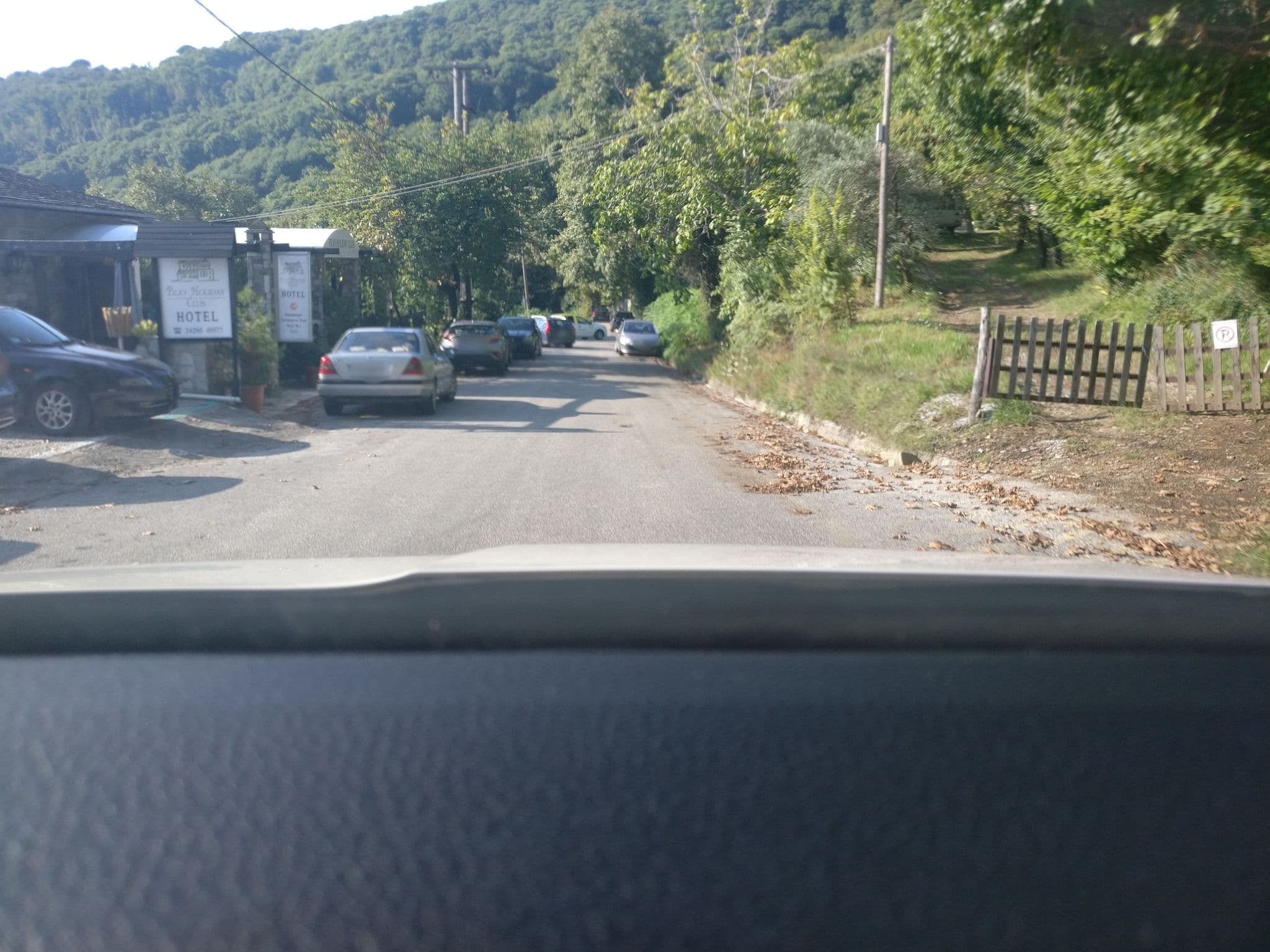 Street view near Pilio Sea Horizon Hotel, Mouresi — © webstor (CC BY-SA · Mapillary)