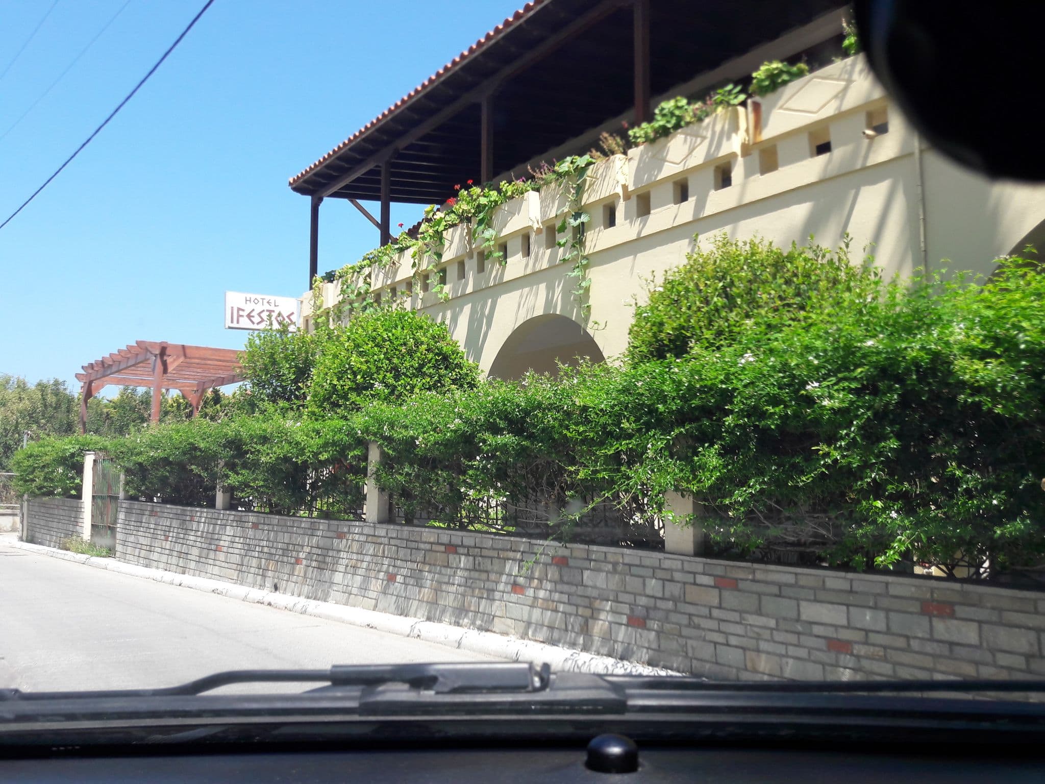 Street view near Hotel Ifestos Limnos, Mýrina — © giannis (CC BY-SA · Mapillary)