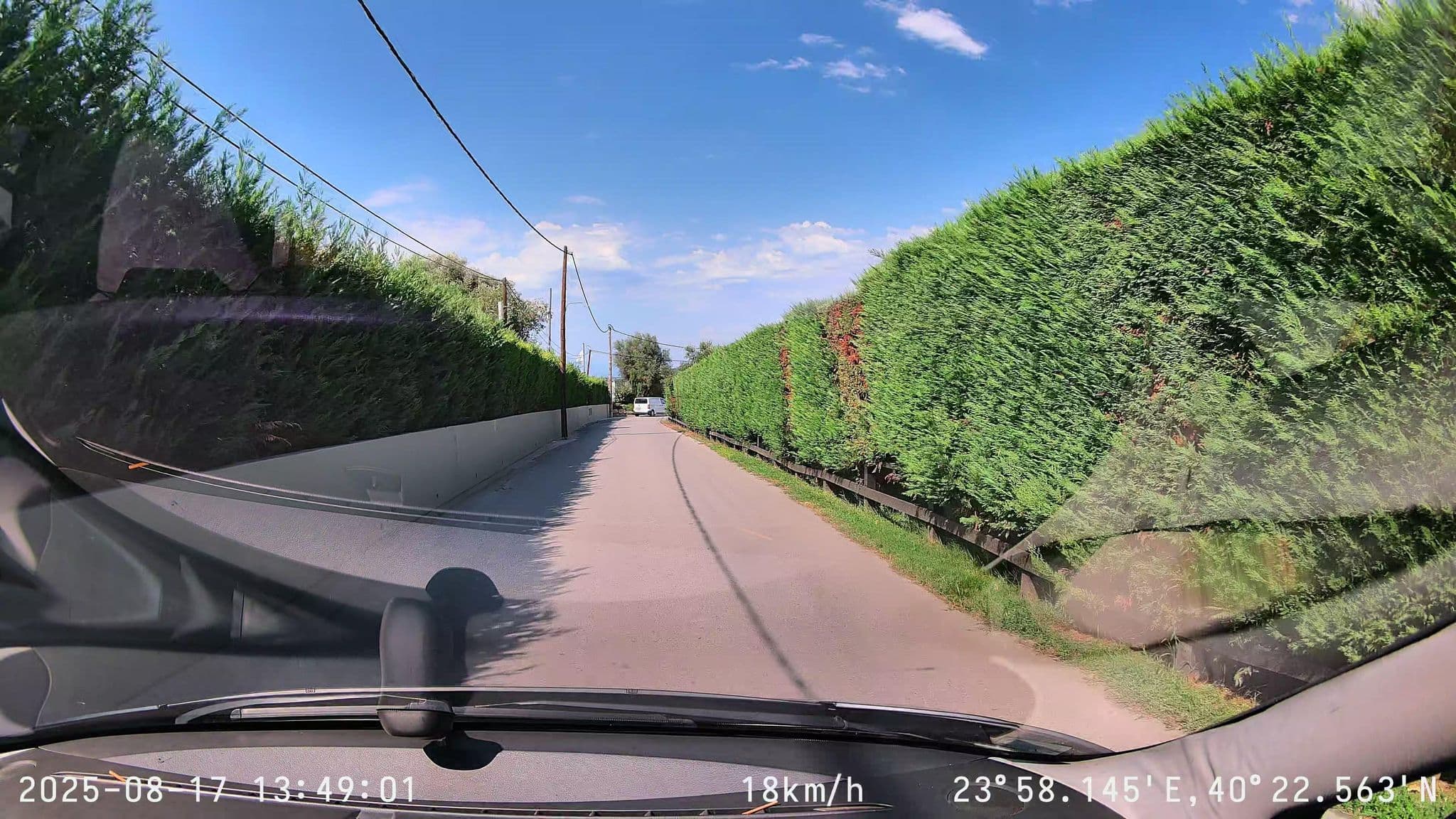 Street view near Avaton Luxury Beach Resort - Relais & Châteaux, Néa Róda — © sm4rk0 (CC BY-SA · Mapillary)