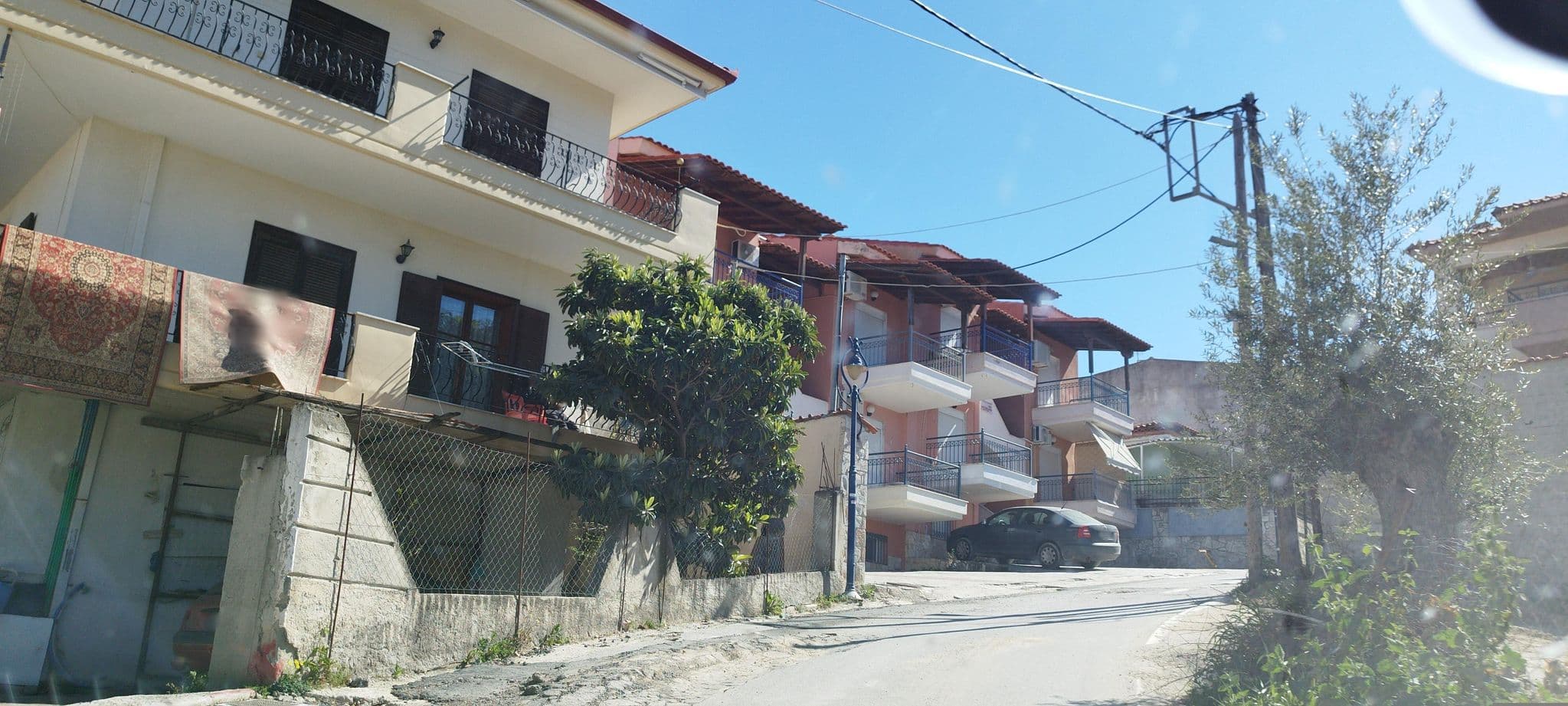 Street view near Notos Premium Holiday Apartments, Pefkochóri — © neau (CC BY-SA · Mapillary)