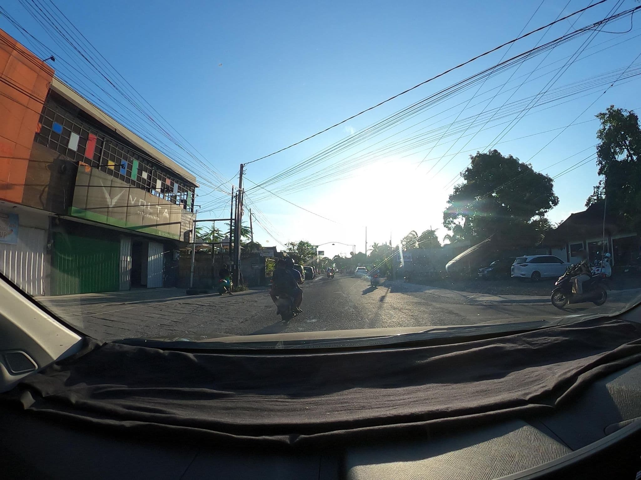 Street view near Pandora, Mataram