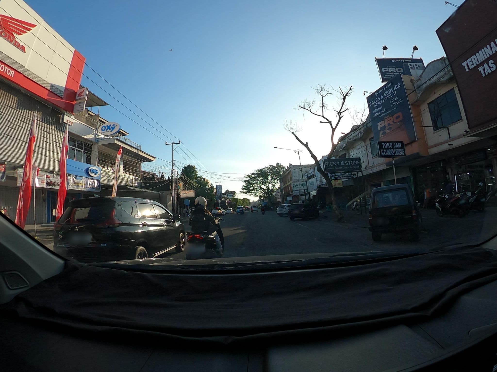 Street view near Hotel Nanda, Mataram