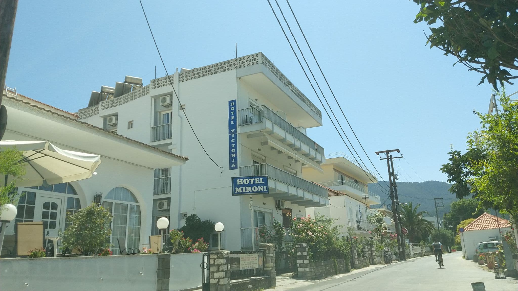 Street view near Mironi & Victoria Hotels, Thásos — © lucia_ (CC BY-SA · Mapillary)