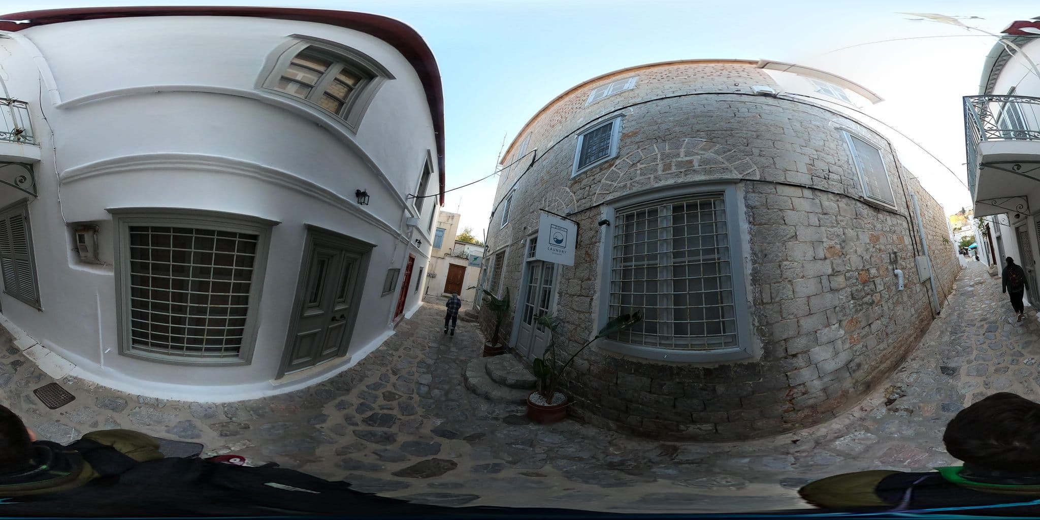 Street view near Cactus Art Apartments, Ýdra — © thompsondt (CC BY-SA · Mapillary)