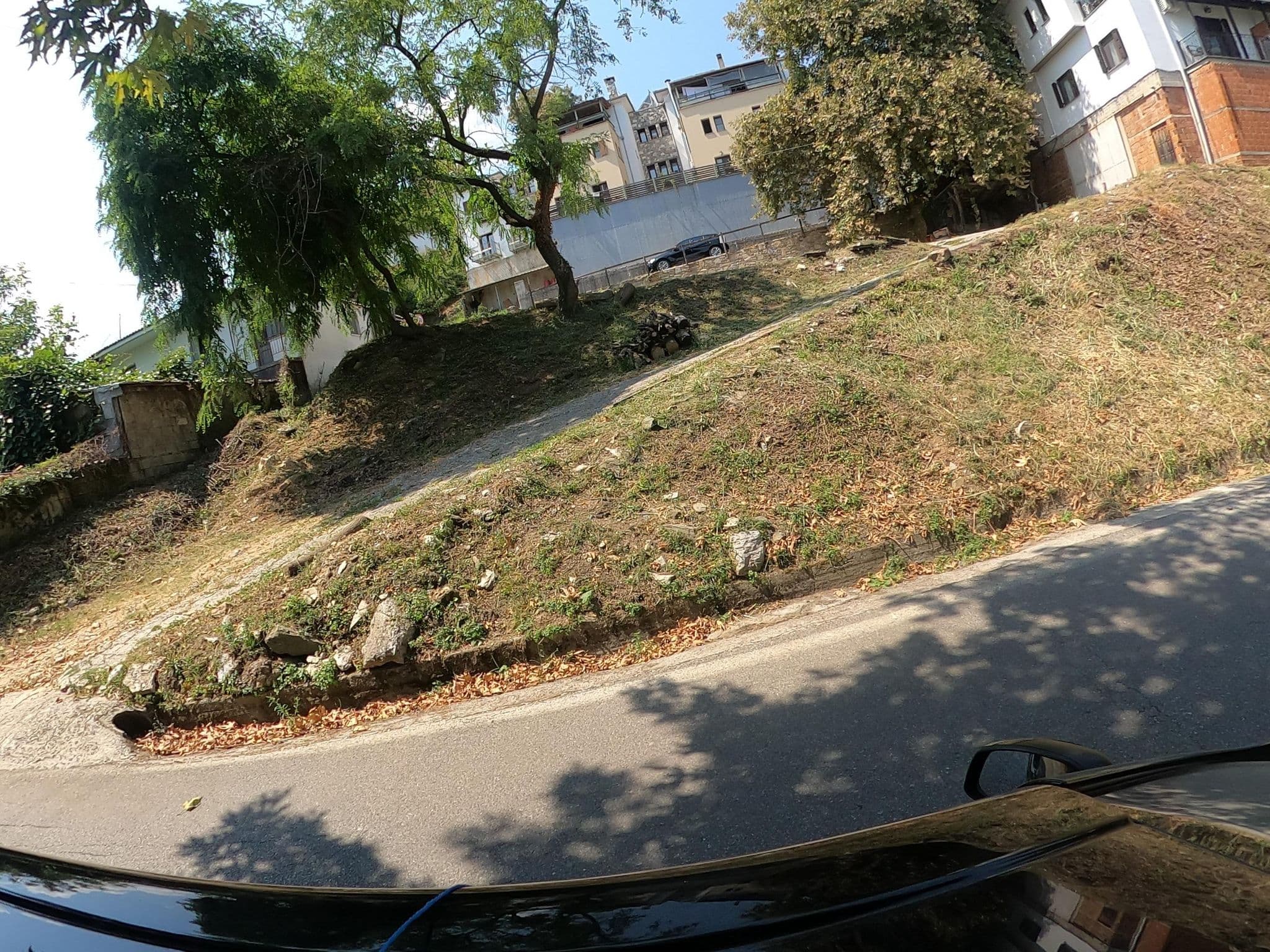 Street view near Guesthouse Kapaniaris, Zagorá — © geraki (CC BY-SA · Mapillary)