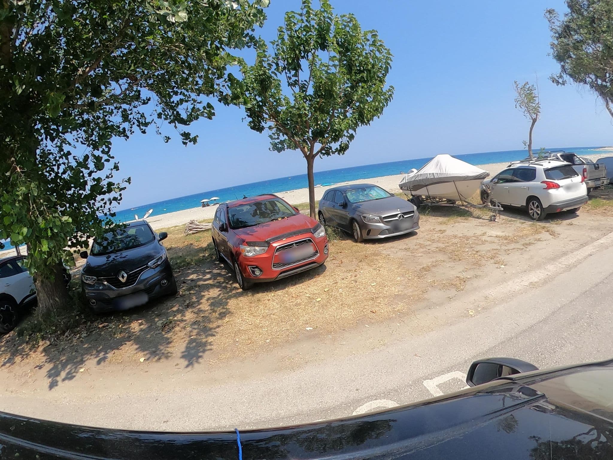 Street view near Hotel Cleopatra Horefto, Zagorá — © geraki (CC BY-SA · Mapillary)