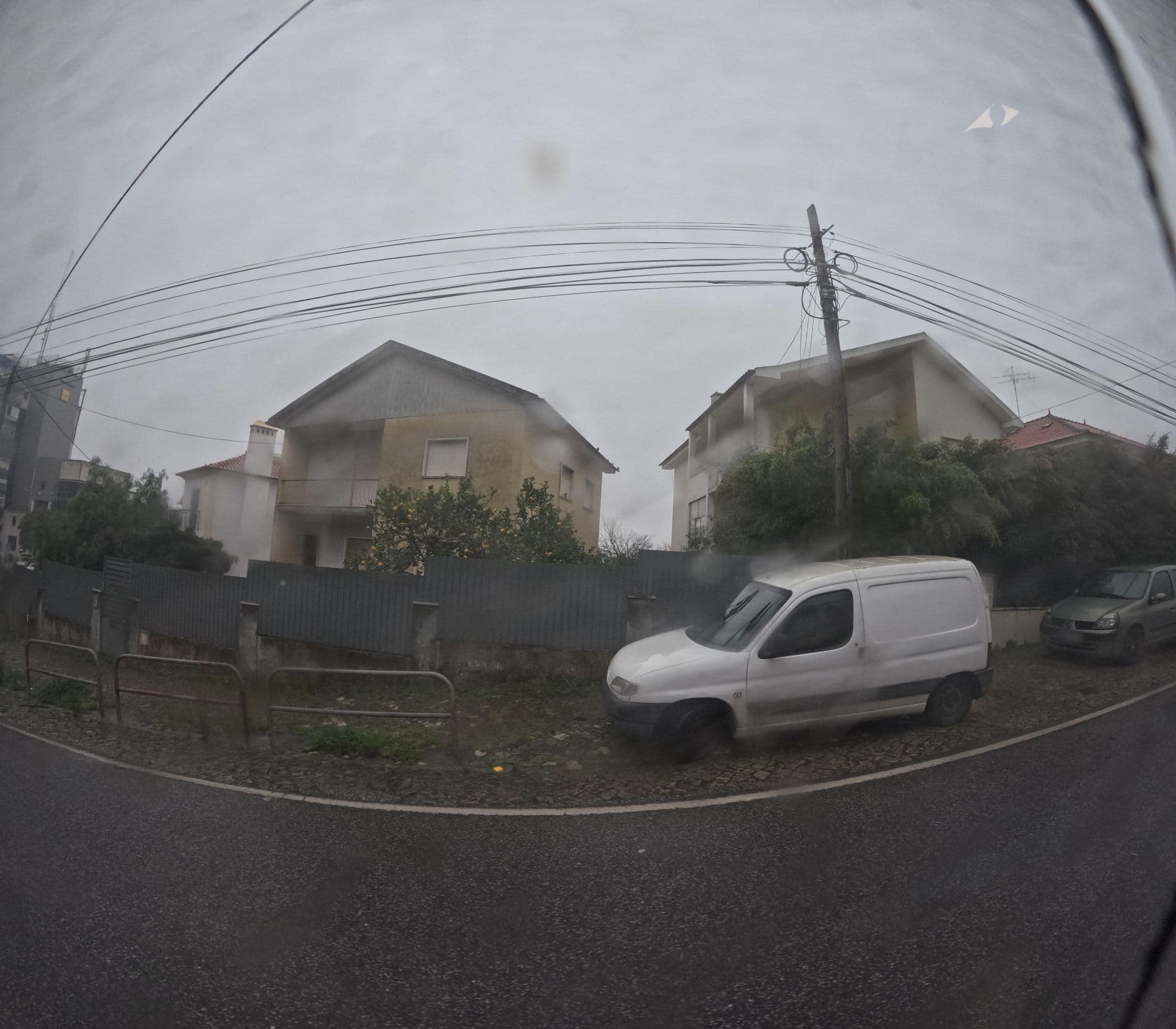 Street view near Plenavita Residence, Loures — © danielagos12 (CC BY-SA · Mapillary)