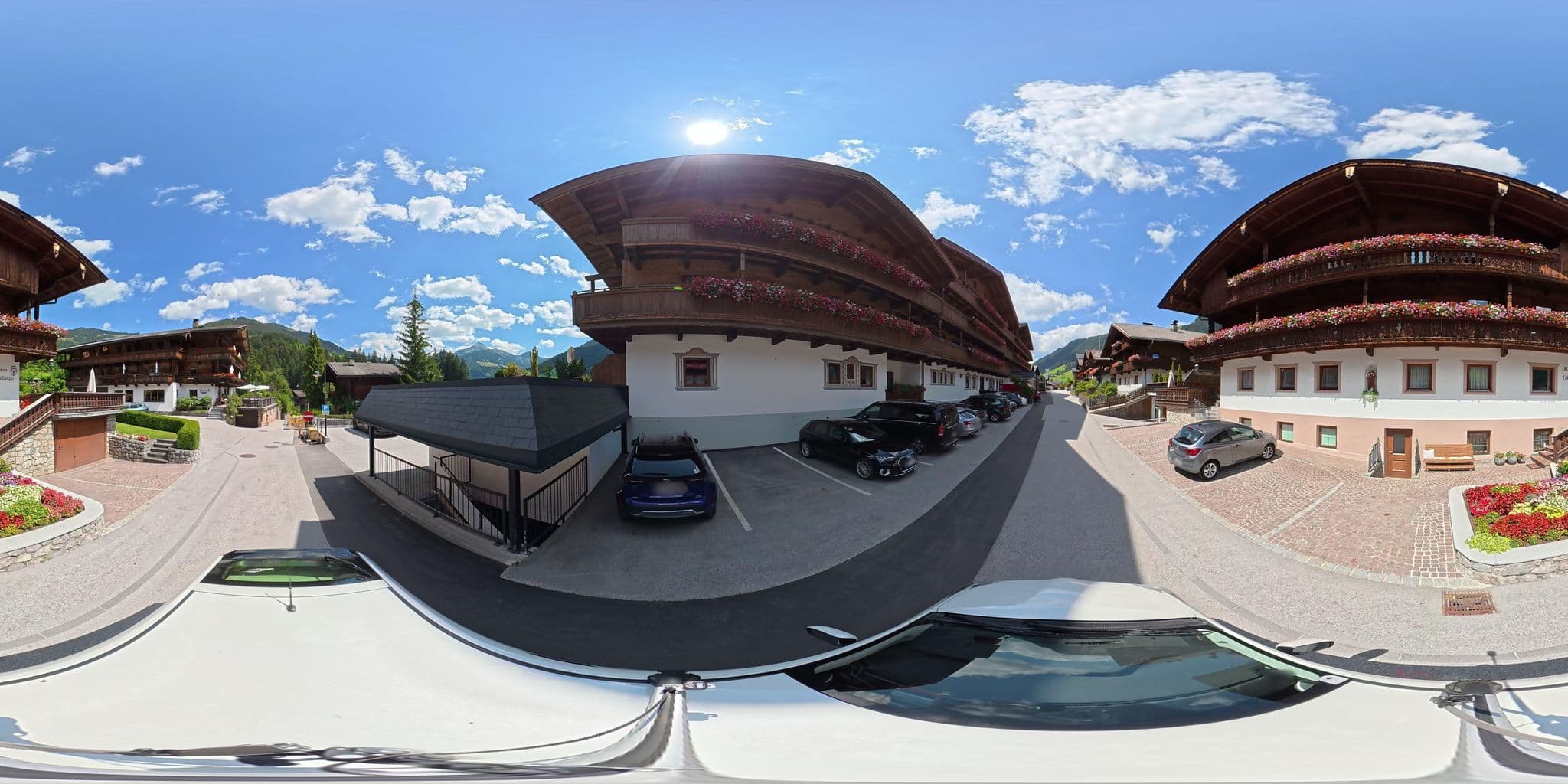 Street view near Edelweiß, Alpbach — © osmplus_org (CC BY-SA · Mapillary)