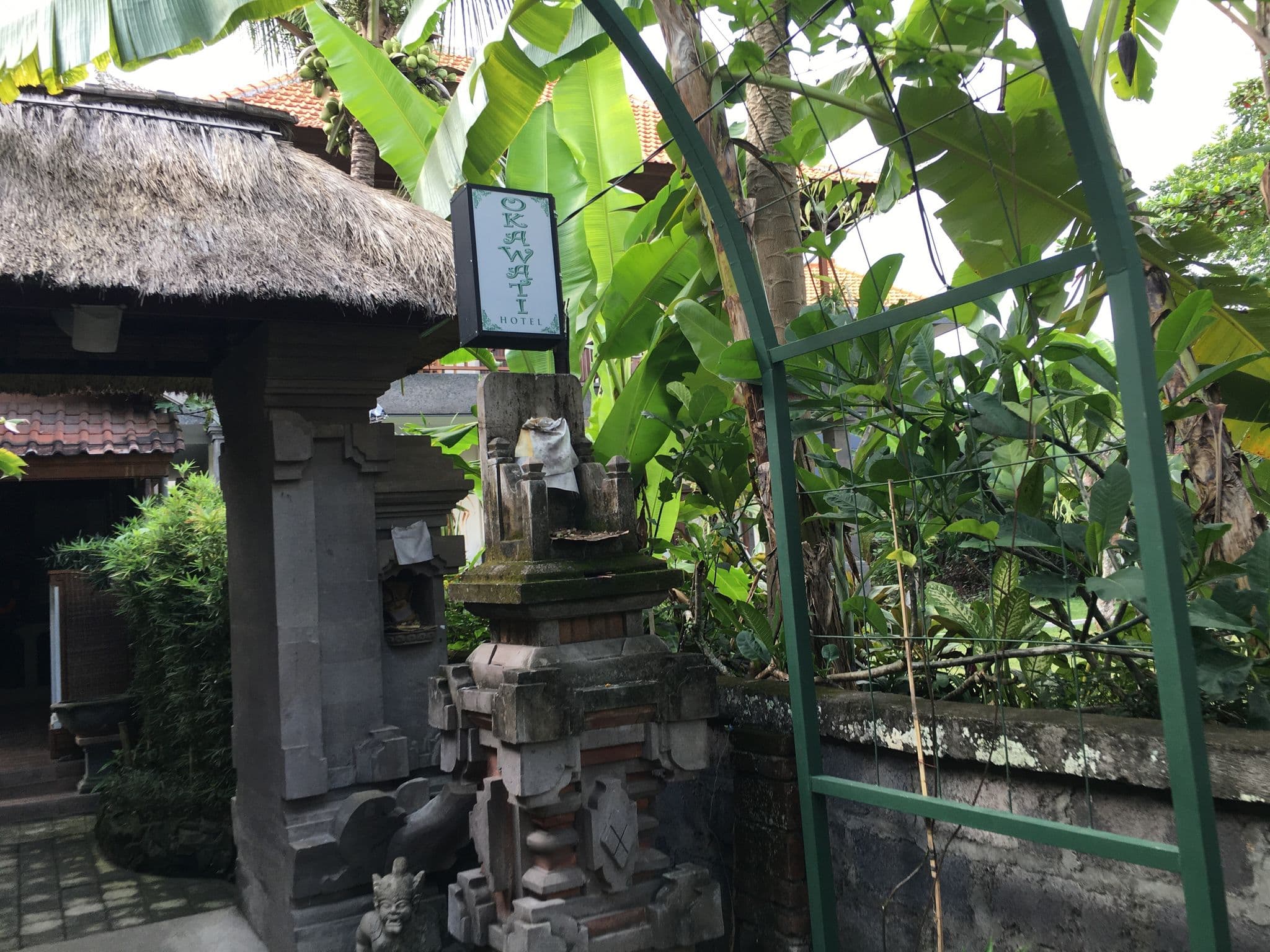 Street view near Okawati Hotel, Ubud