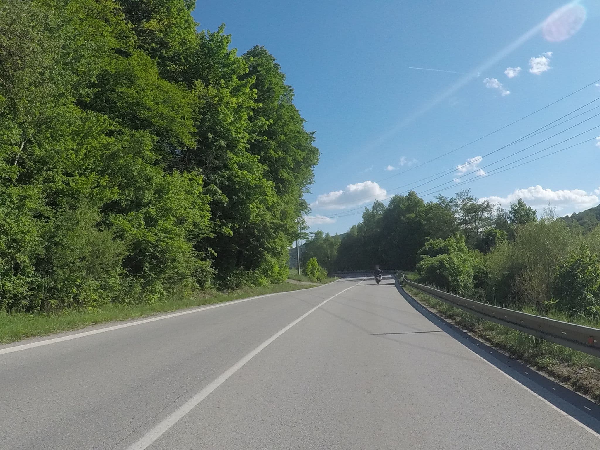 Street view near Chata Dobšina, Dobšiná — © chrisbeddow (CC BY-SA · Mapillary)