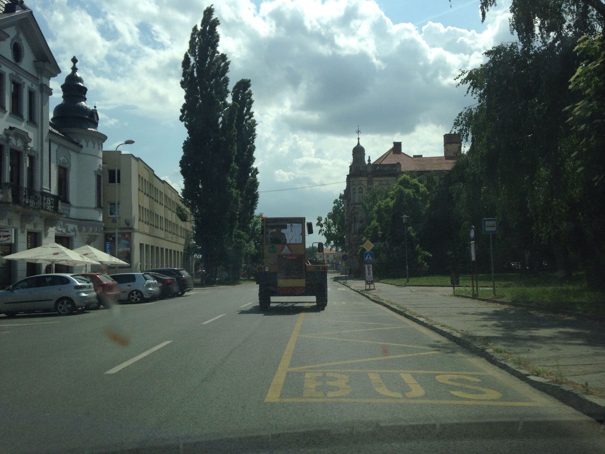 Street view near Olymp penzion, Iža — © istefanos (CC BY-SA · Mapillary)