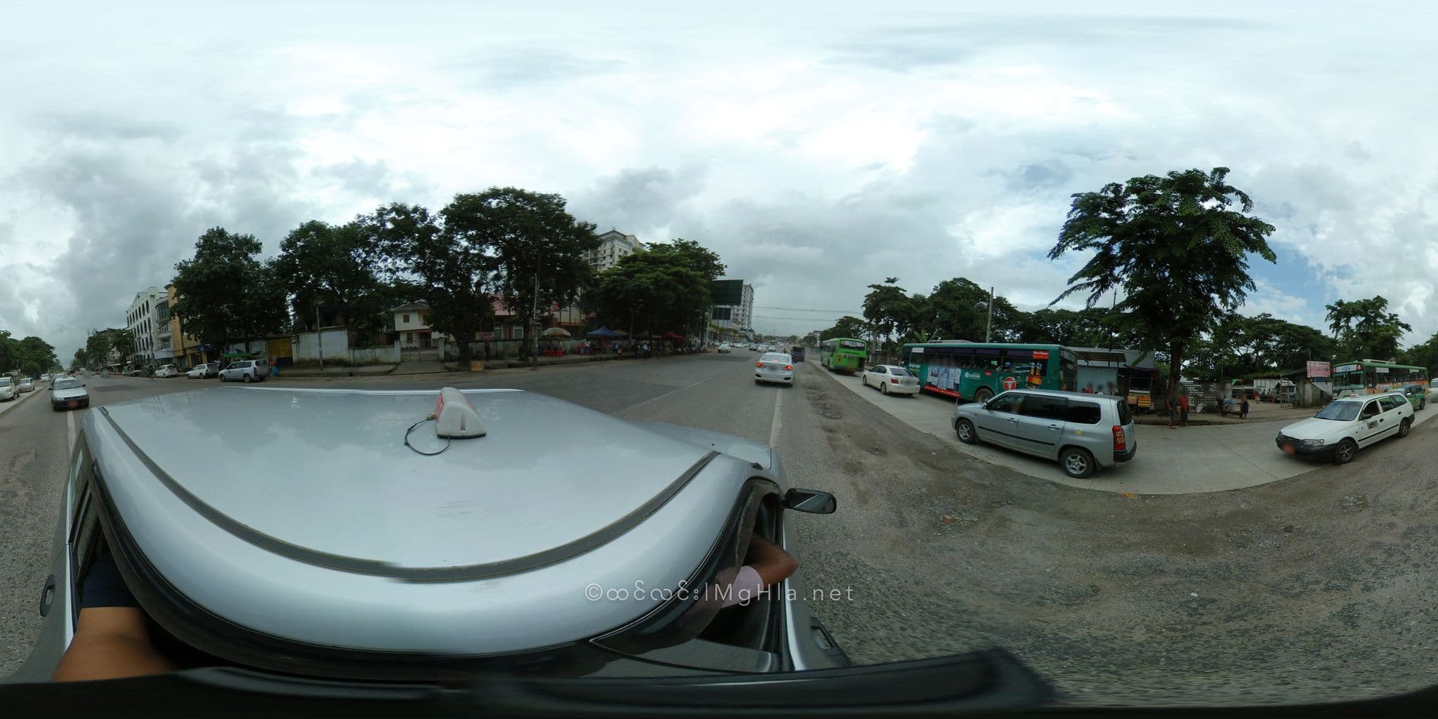 Street view near Triple H Hotel, Botataung — © mghla (CC BY-SA · Mapillary)