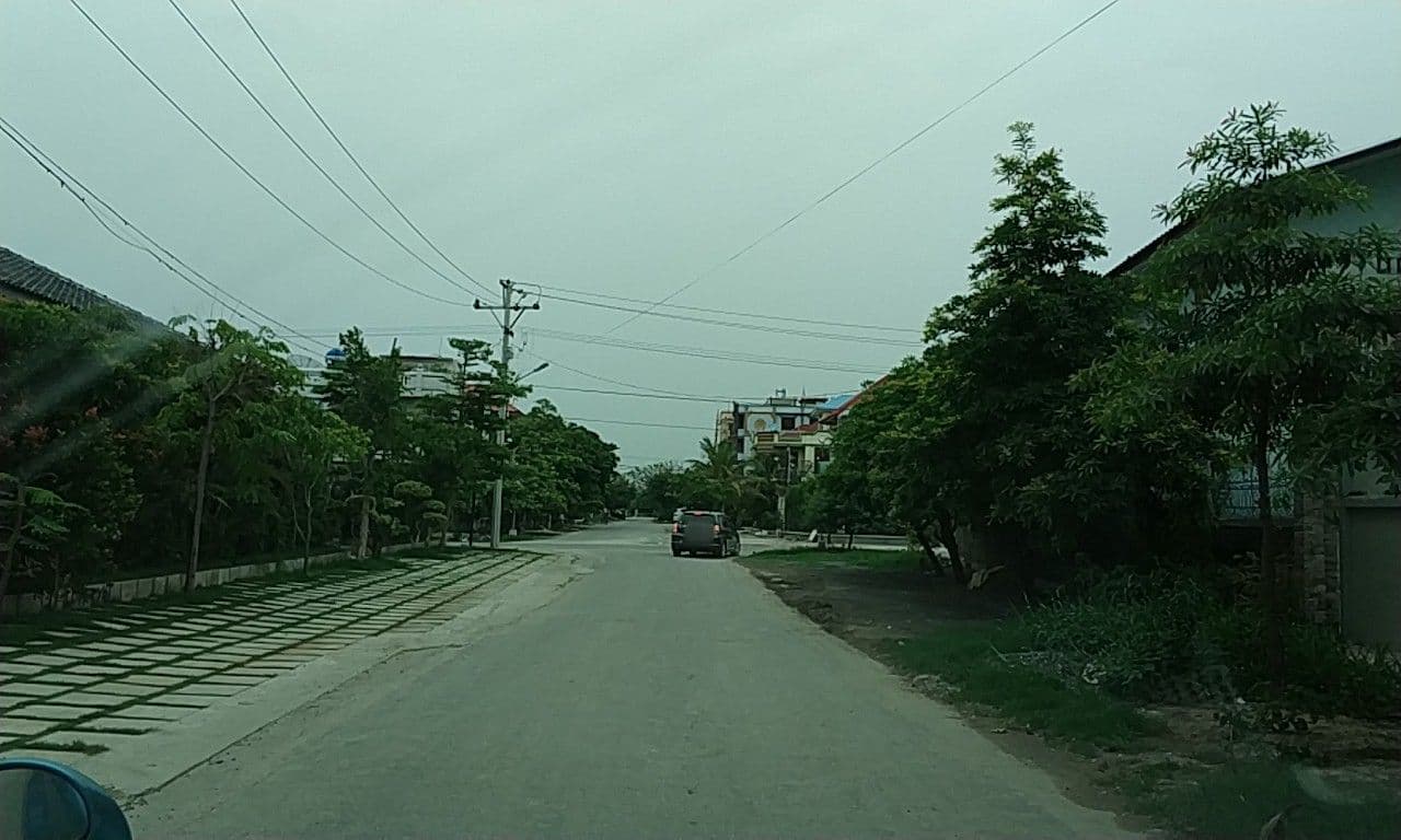 Street view near Shwe Thit Pin, Mandalay — © mghla (CC BY-SA · Mapillary)