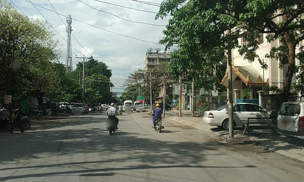 Street view near Royal Ruby Hotel Mandalay, Mandalay — © mghla (CC BY-SA · Mapillary)