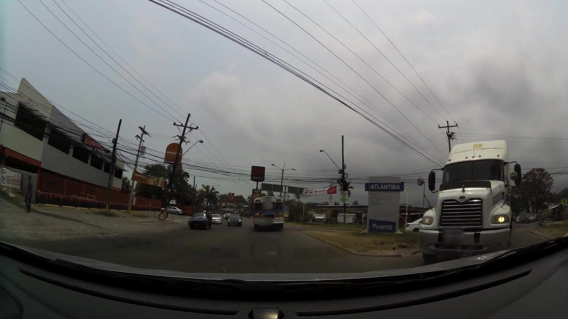 Street view near Villa, Palma Real, La Ceiba — © kaartcam (CC BY-SA · Mapillary)