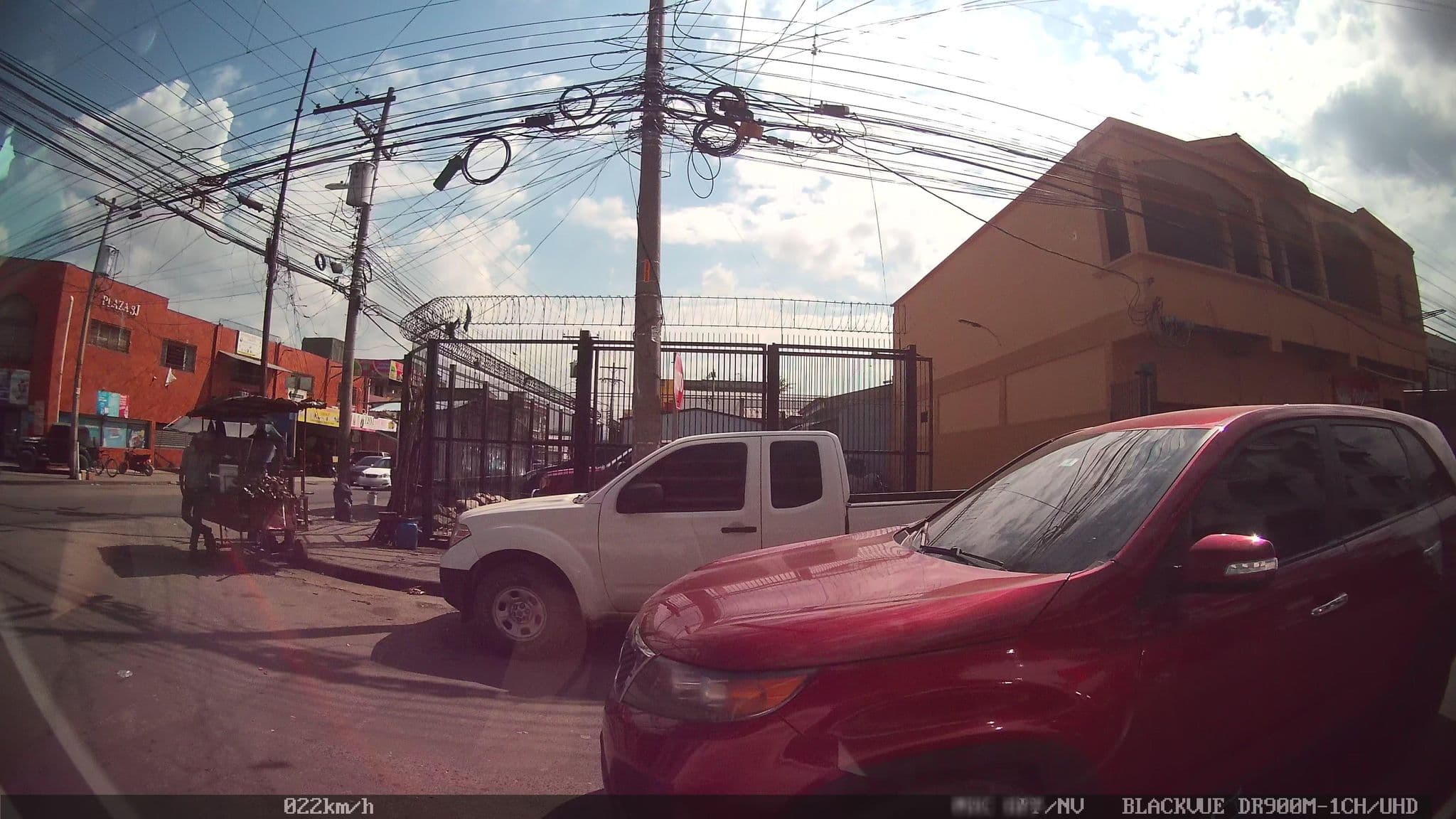 Street view near Hotel La Plata, San Pedro Sula — © kaart_4 (CC BY-SA · Mapillary)