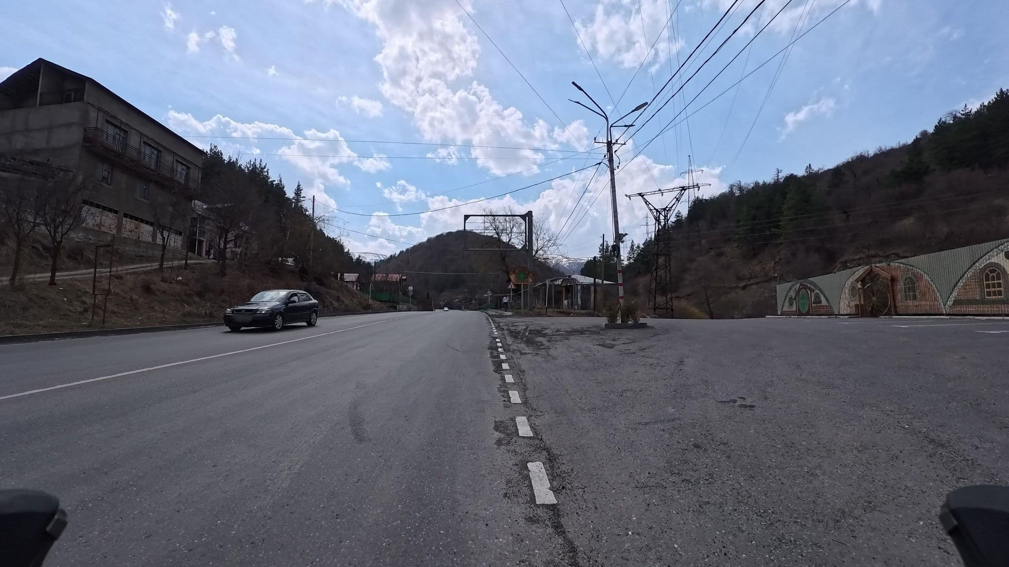 Street view near Cozy House - Dilijan/Armenia, Dilijan — © mos_next_door (CC BY-SA · Mapillary)