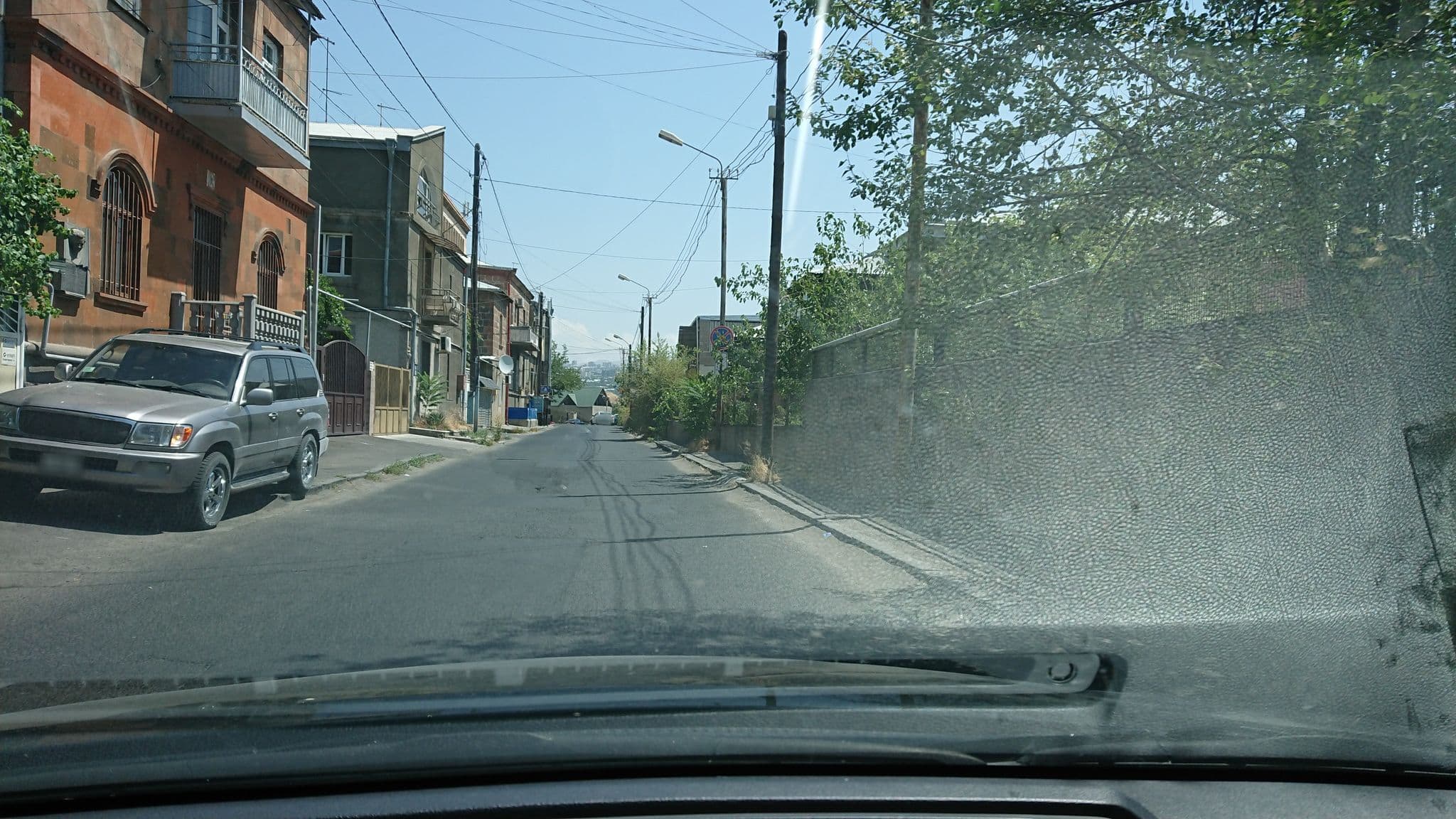 Street view near Tatev Apartments, Arabkir — © shah32768 (CC BY-SA · Mapillary)