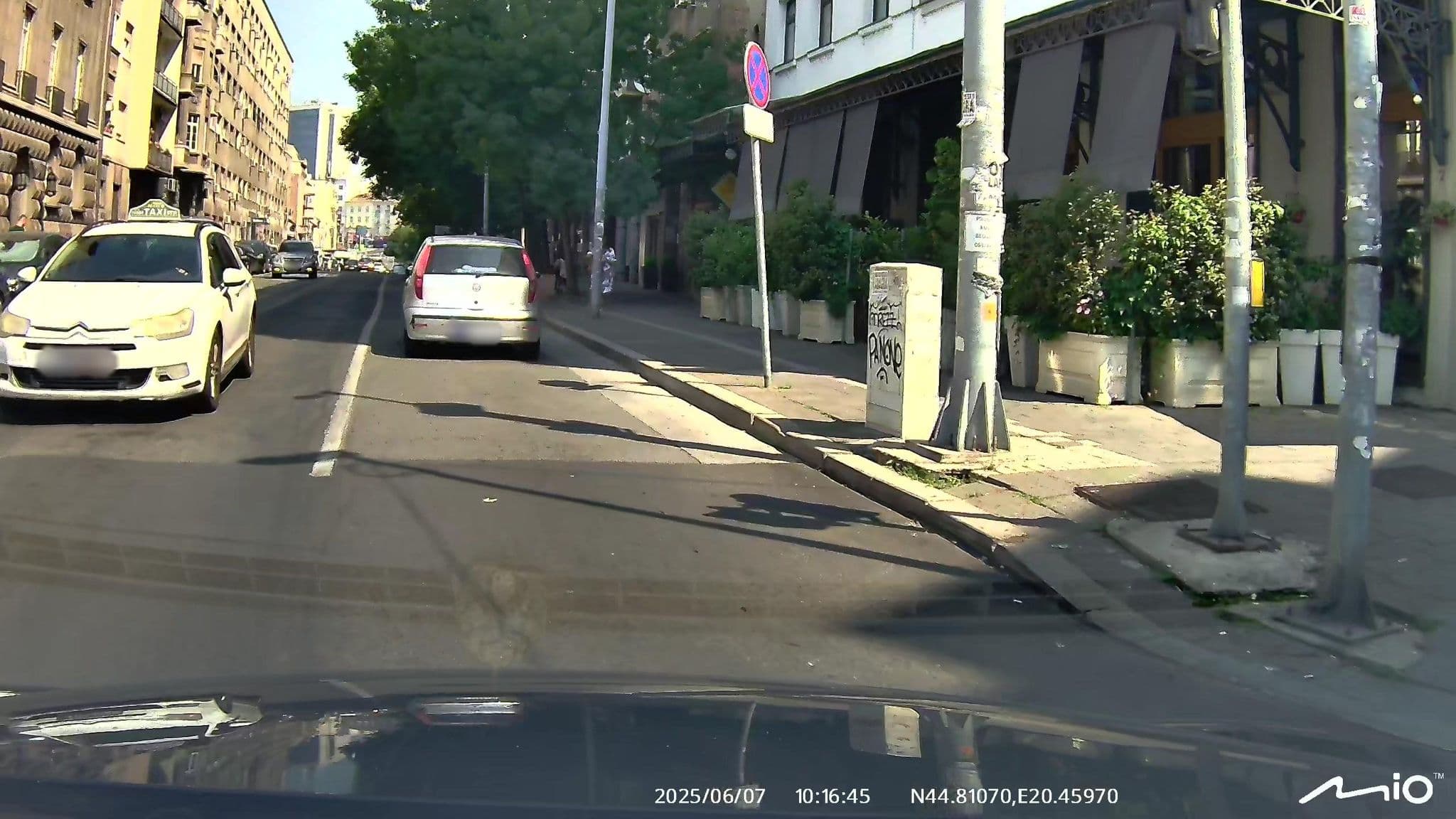 Street view near Kopernikus Hotel Prag Beograd, Belgrade — © puky (CC BY-SA · Mapillary)