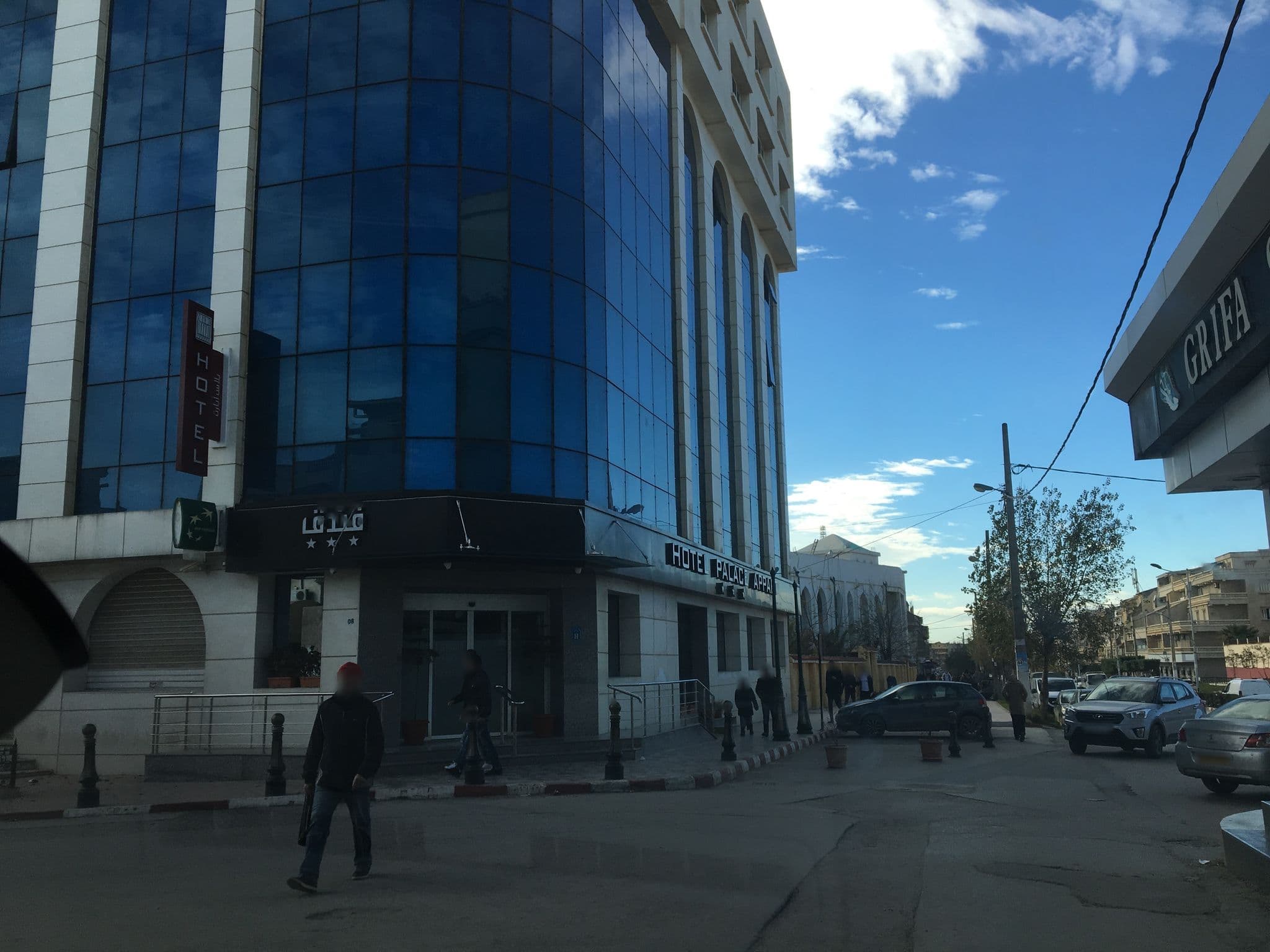 Street view near Palace Appart Hotel - Bordj El Kifan, Bordj el Kiffan — © daoudyezri (CC BY-SA · Mapillary)