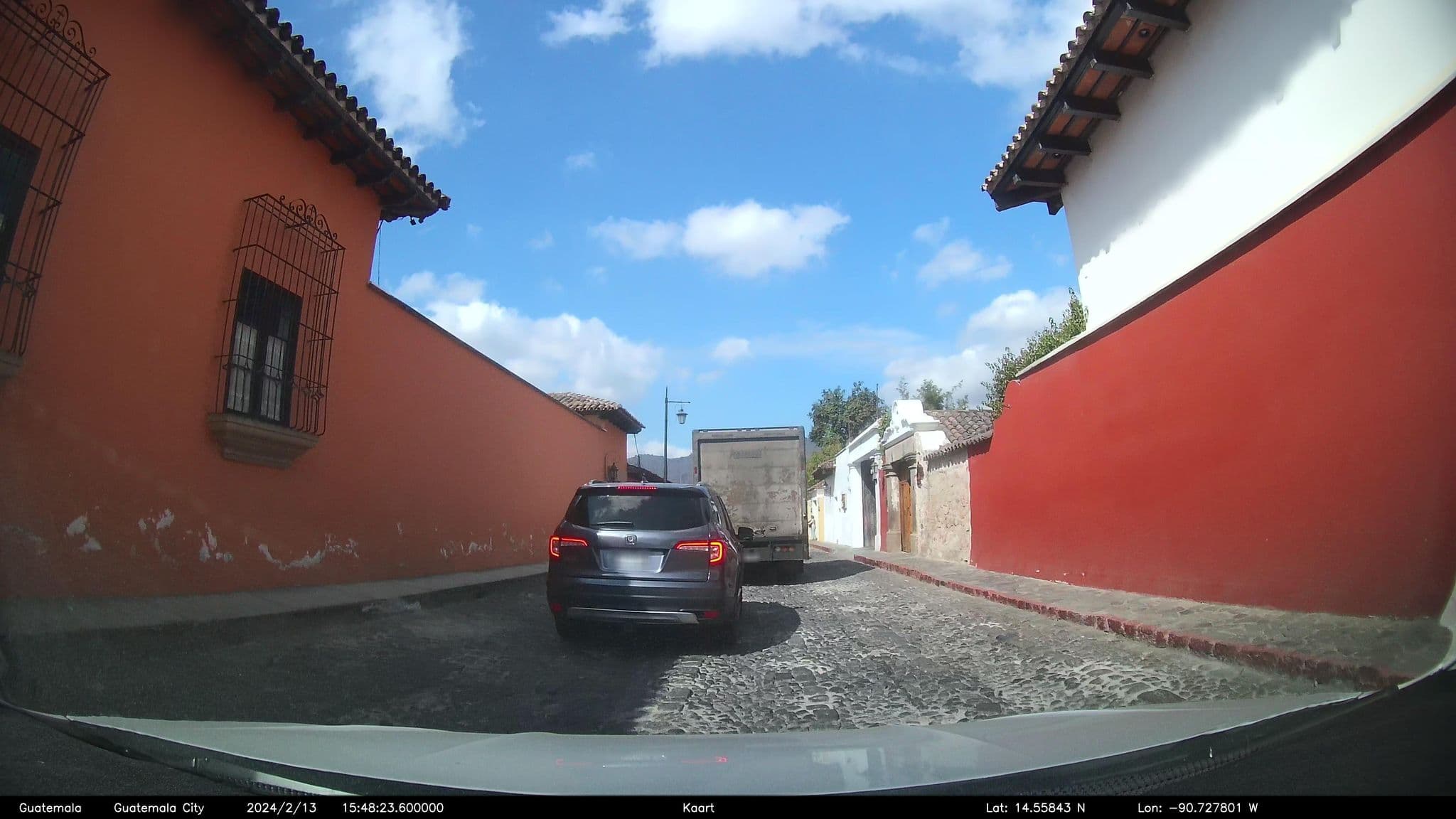 Street view near Hotel Museo Spa Casa Santo Domingo - 5 estrellas -, Antigua Guatemala — © kaart_2 (CC BY-SA · Mapillary)