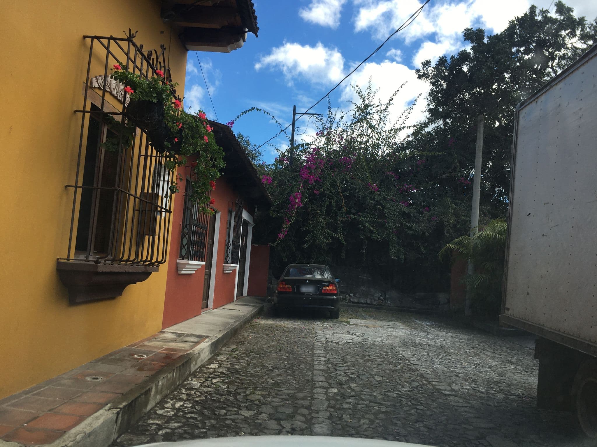 Street view near Hotel Genessis, Antigua Guatemala — © jaas (CC BY-SA · Mapillary)