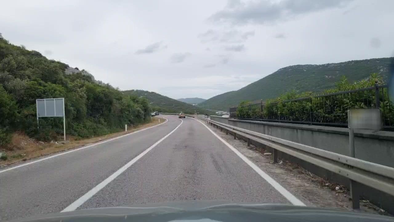 Street view near Apartments Mešić, Neum — © roadroid (CC BY-SA · Mapillary)