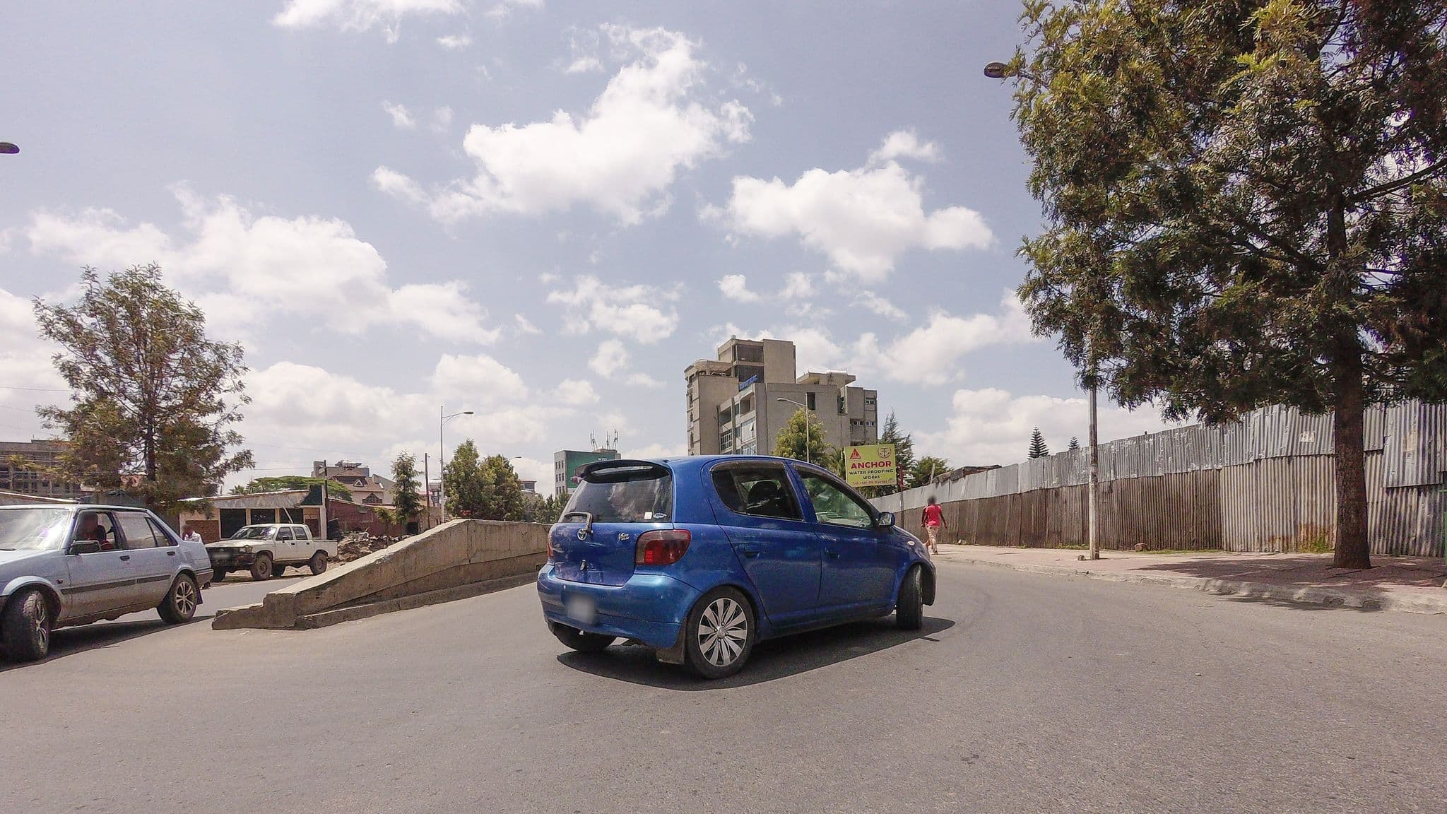 Street view near Hidsol Apartment, Addis Ababa — © esario (CC BY-SA · Mapillary)