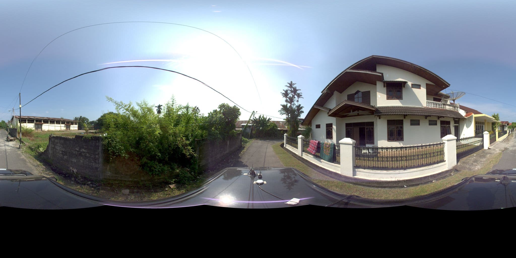 Street view near Hotel Arya Duta Padang, Padang — © santos1 (CC BY-SA · Mapillary)