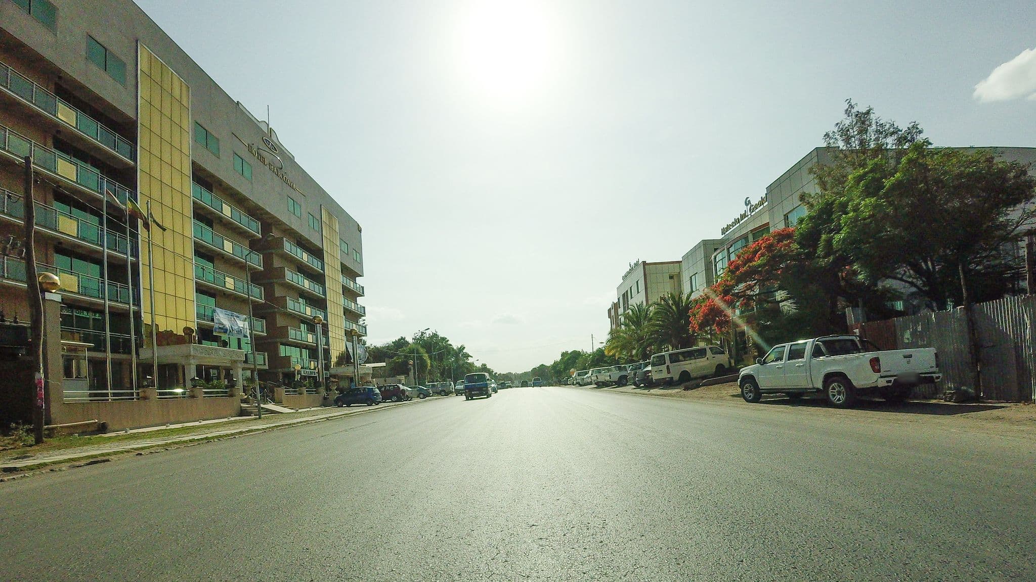 Street view near ባቦጋያ ሆቴል | Babugaya Hotel, Bishoftu — © esario (CC BY-SA · Mapillary)