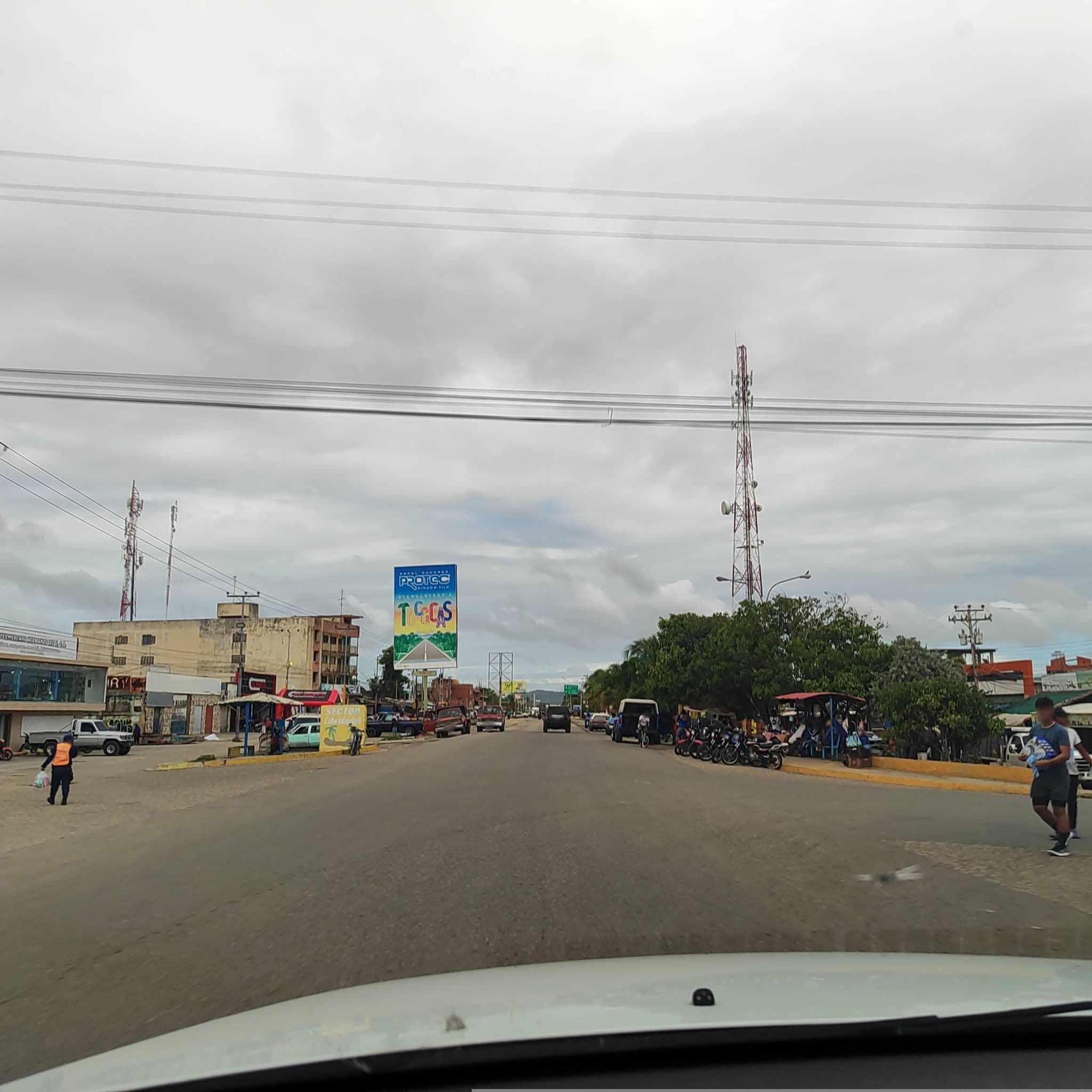 Street view near Posada los pescadores, Tucacas — © cesalazar (CC BY-SA · Mapillary)
