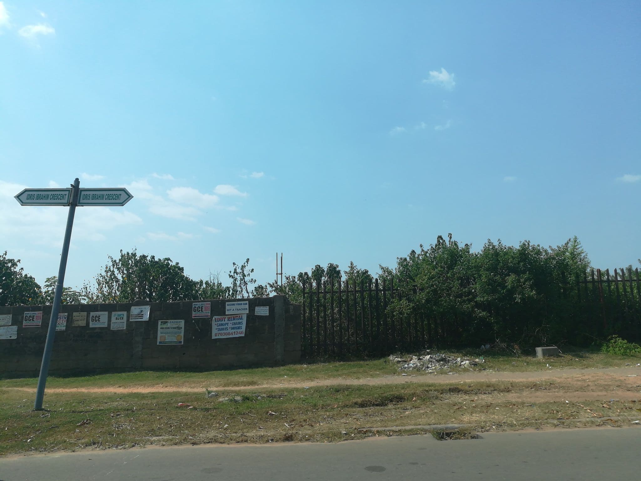 Street view near CLASS SUITES HOTEL & APARTMENTS, Abuja — © ralebipim (CC BY-SA · Mapillary)