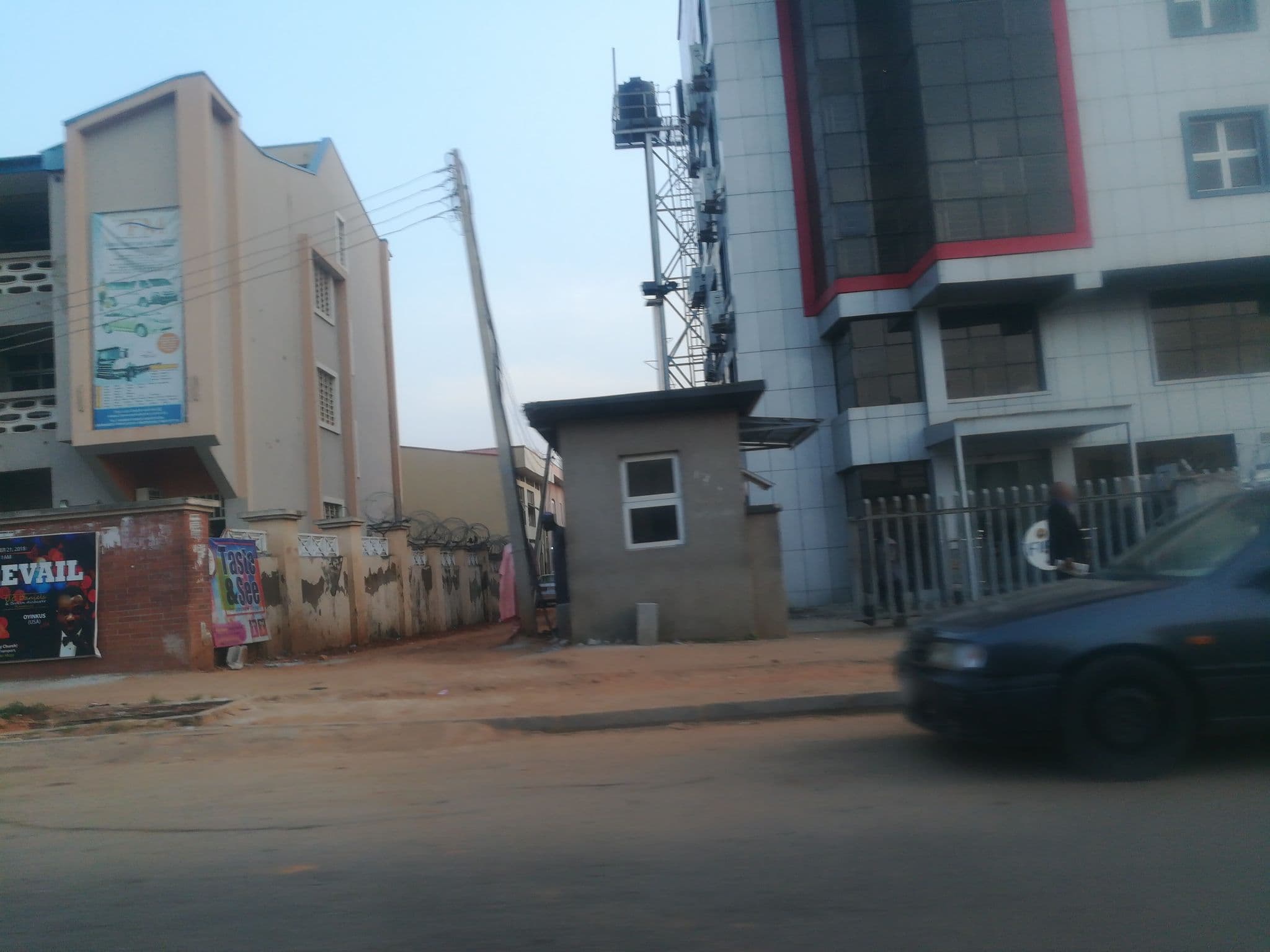 Street view near Glamour Park Hotel, Abuja — © ralebipim (CC BY-SA · Mapillary)
