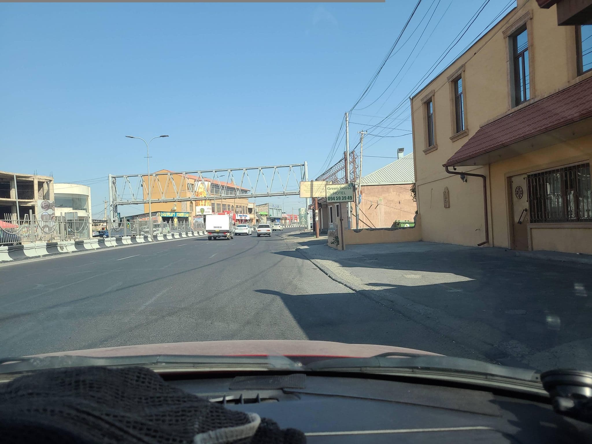 Street view near Green House Hostel Parakar, Parakar — © noktoborus (CC BY-SA · Mapillary)