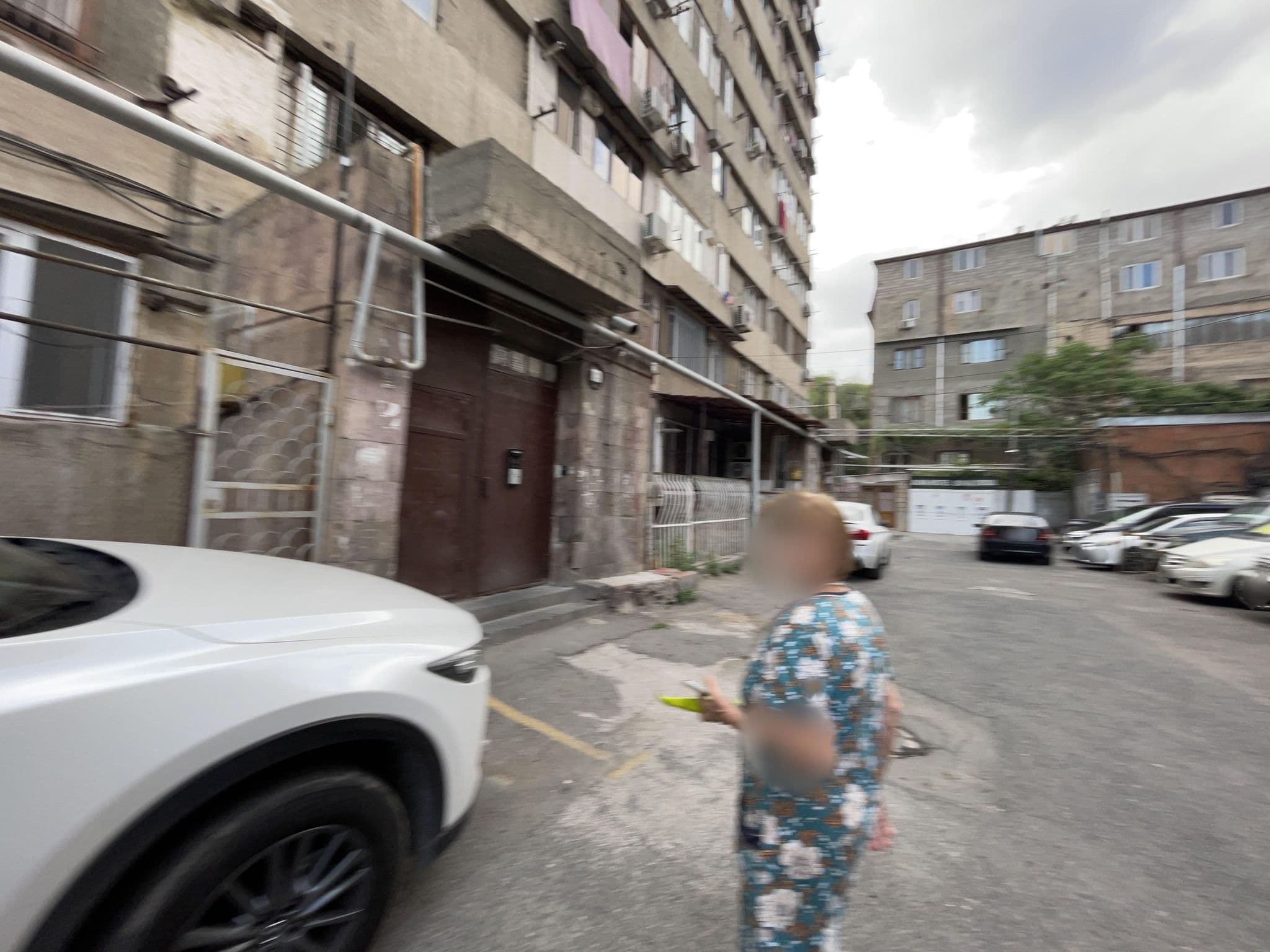 Street view near Alina Hostel, Kentron — © orofarne (CC BY-SA · Mapillary)