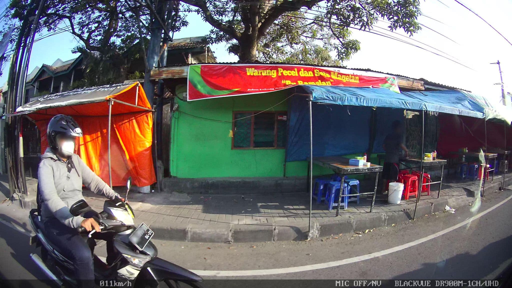 Street view near Sriwedari Hotel and Cottage, Yogyakarta