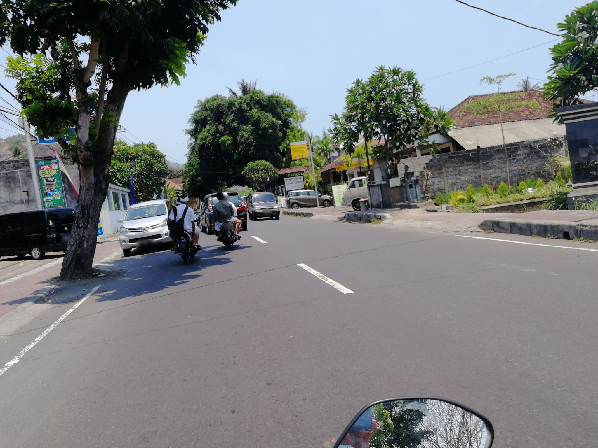 Street view near Segara Wangi Beach Front, Bedugul — © thewayofmando (CC BY-SA · Mapillary)