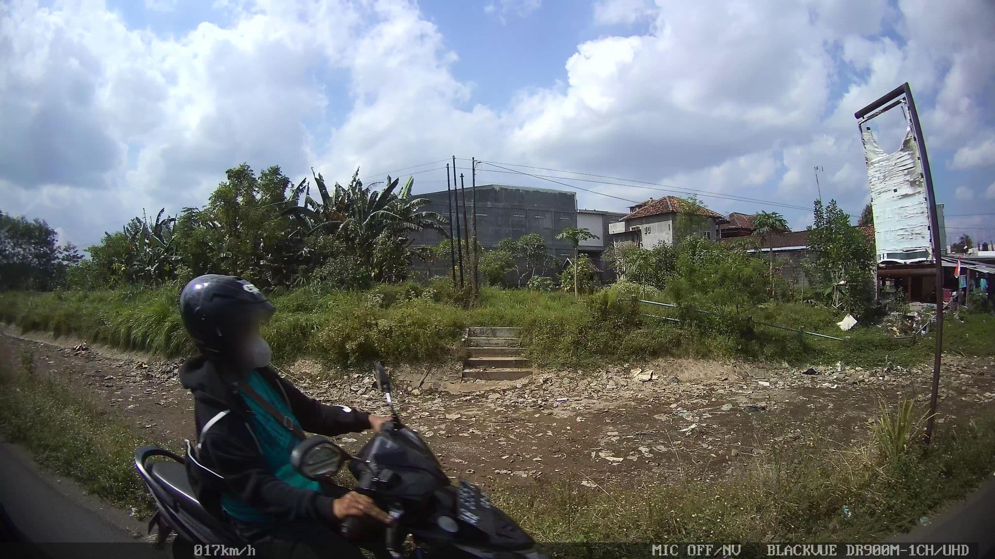 Street view near Griya Kalimantan, Melati