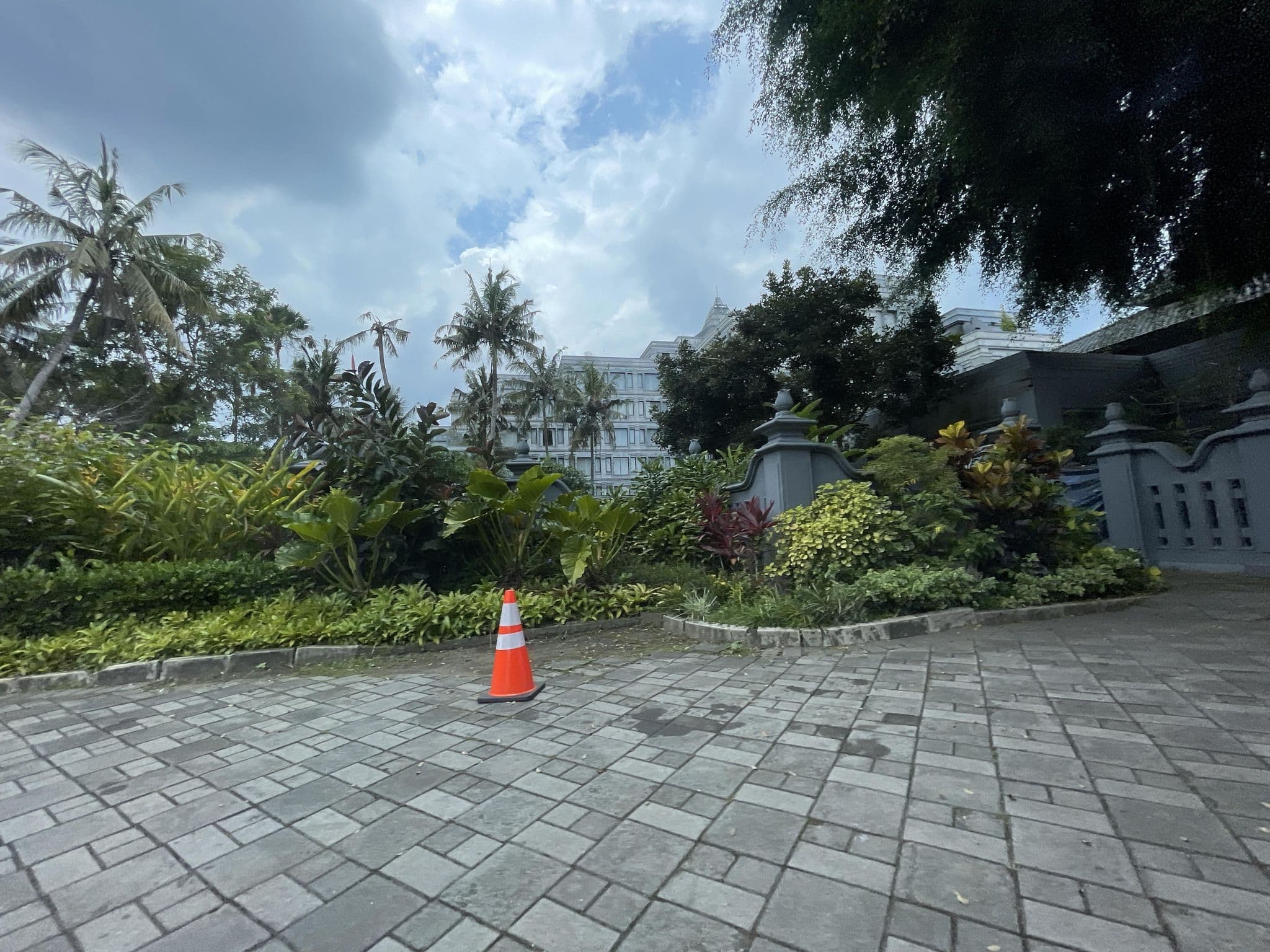 Street view near Hyatt Regency, Melati